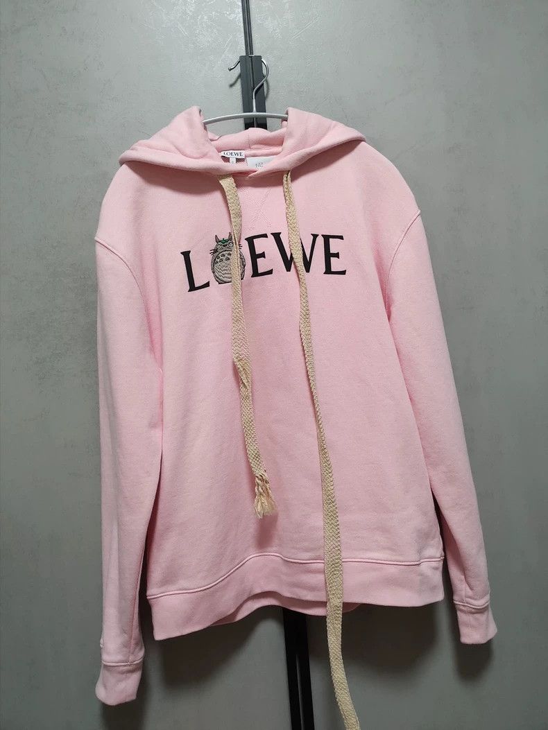 Loewe LOEWE Miyazaki Hayao's Totoro Pink Long-Sleeve Hooded Swea Size S / US 4 / IT 40 - 1 Thumbnail