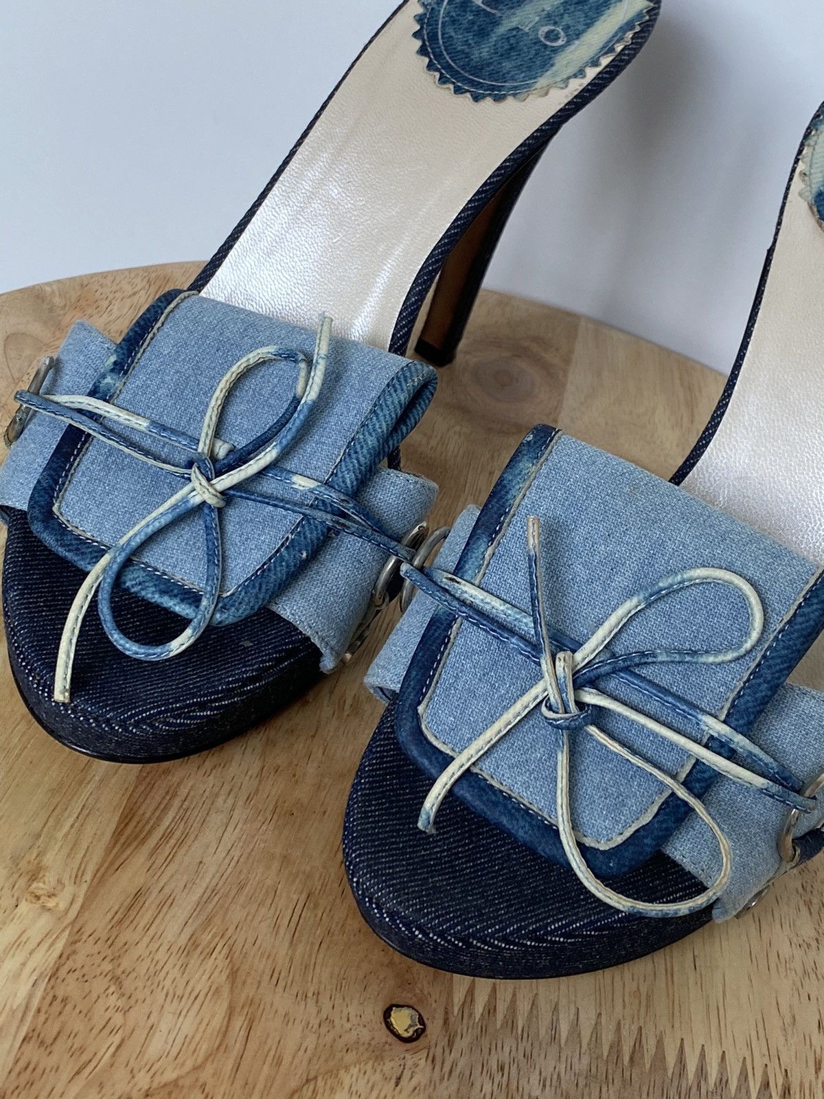 Dior RARE ❗️🚨Dior John Galliano Vintage Denim Mules in Blue Size US 7 / IT 37 - 4 Thumbnail