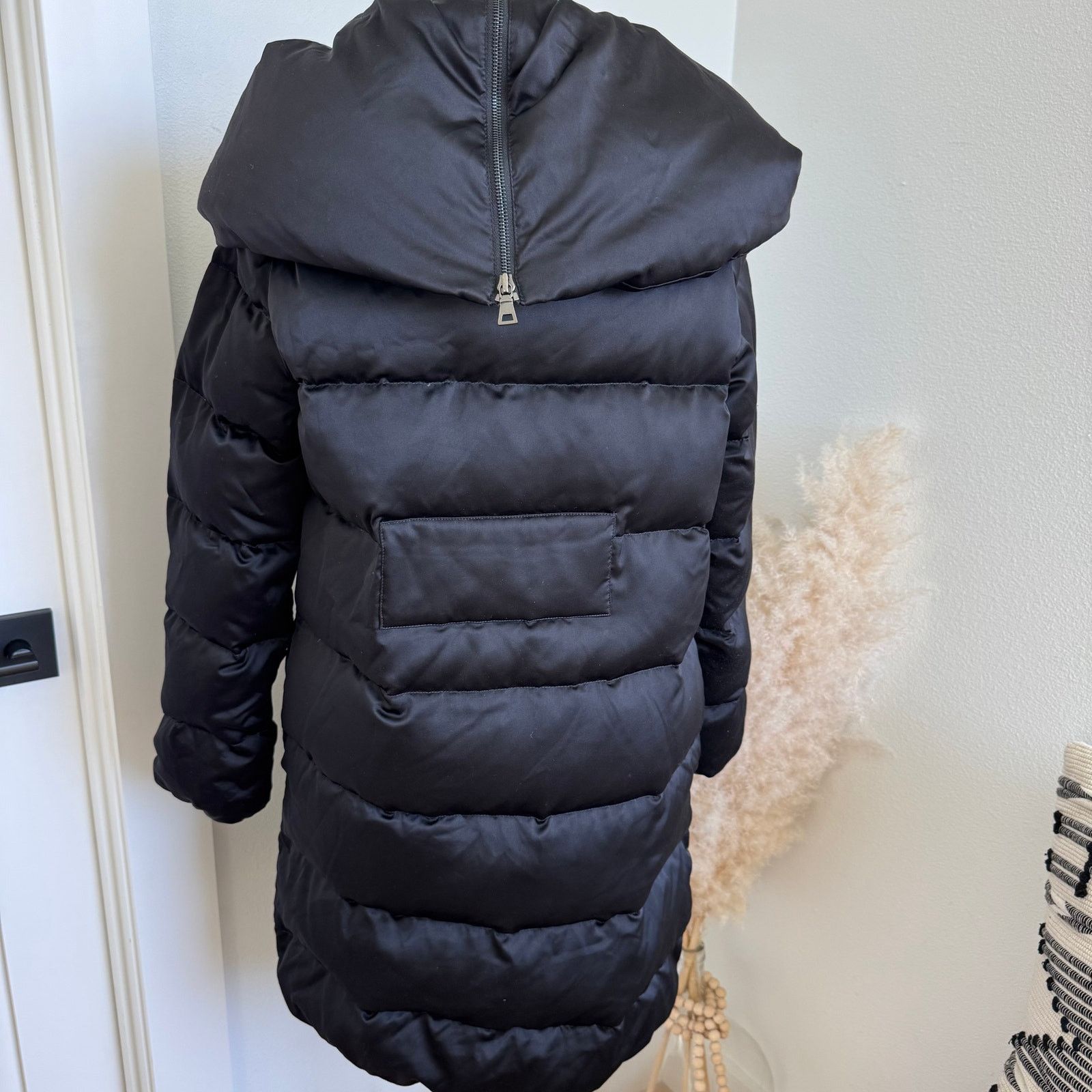 Diane von Furstenberg DVF Goose Down Black Satin Zona Puffer Zip Hood Coat Size P Size XS / US 0-2 / IT 36-38 - 6 Thumbnail