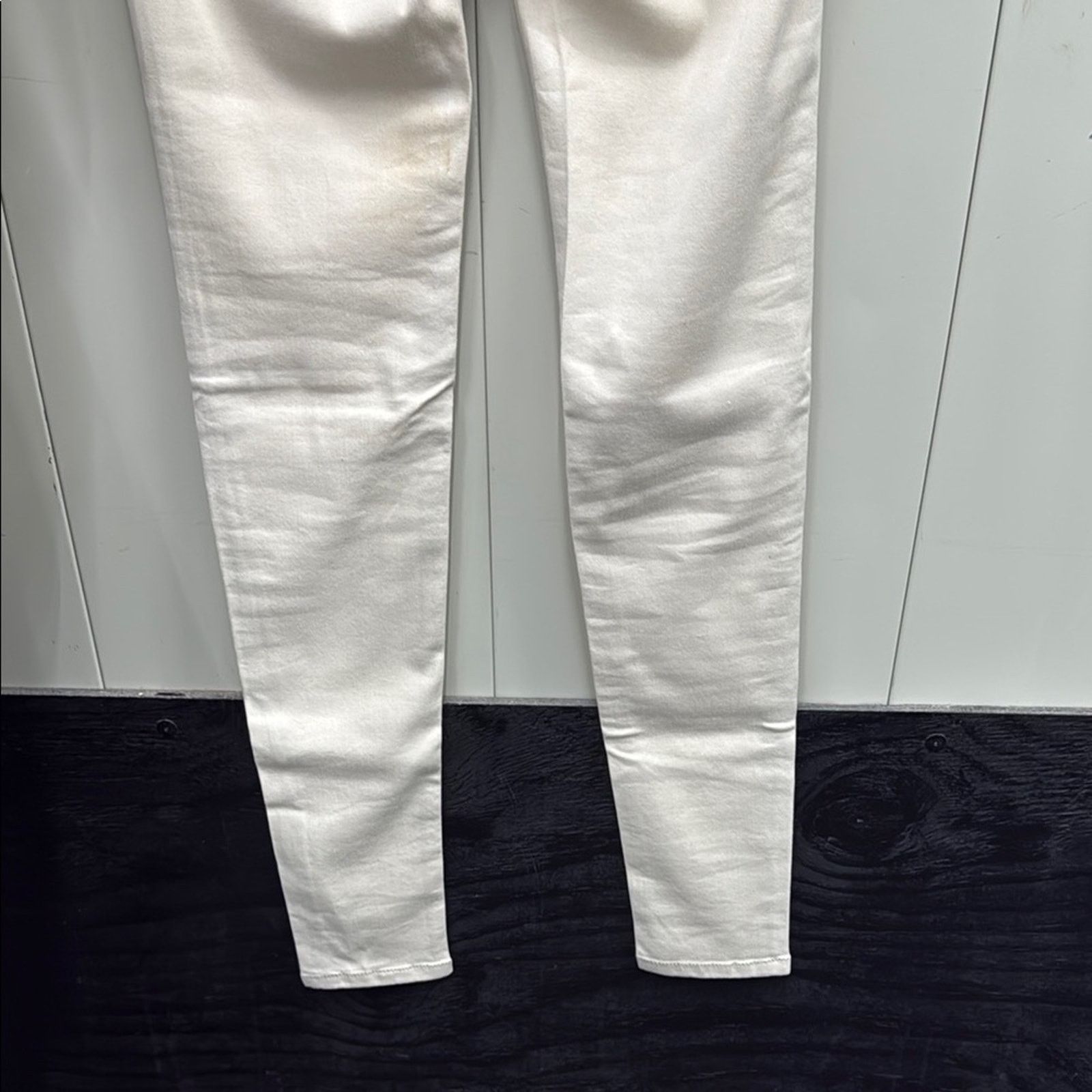 Victoria Beckham NWT Victoria Beckham Women's Cream Skinny Jeans Size 27 Size 27" / US 4 / IT 40 - 8 Thumbnail
