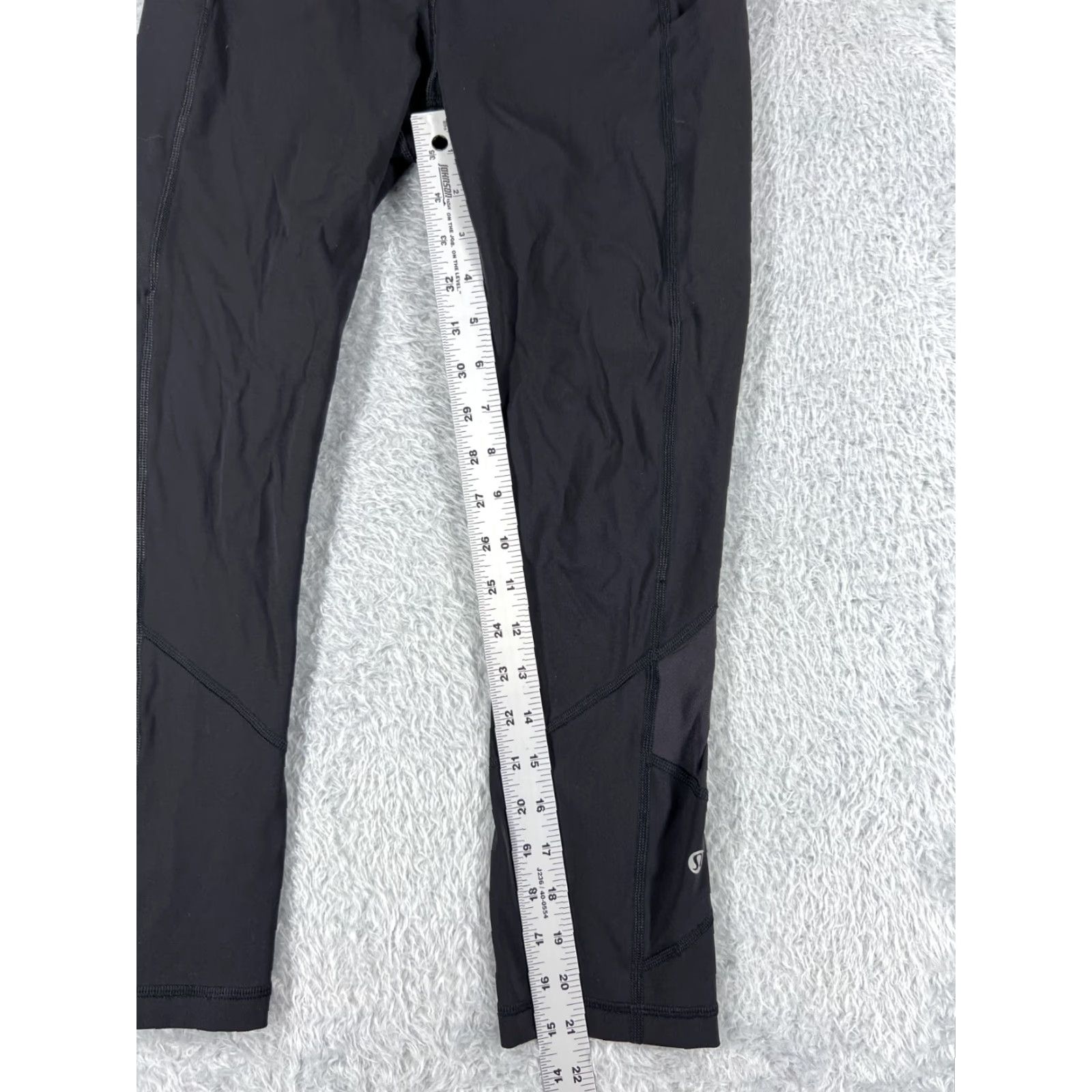 Lululemon Lululemon Pants Womens 4 Black Pace Rival Crop Full On Luxtreme 22" W6AV0S Size 27" / US 4 / IT 40 - 5 Thumbnail