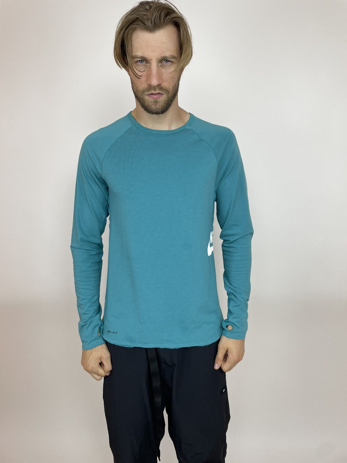 Nike Nike SB Long Sleeve Mens size M Oversized Size US M / EU 48-50 / 2 - 1 Thumbnail