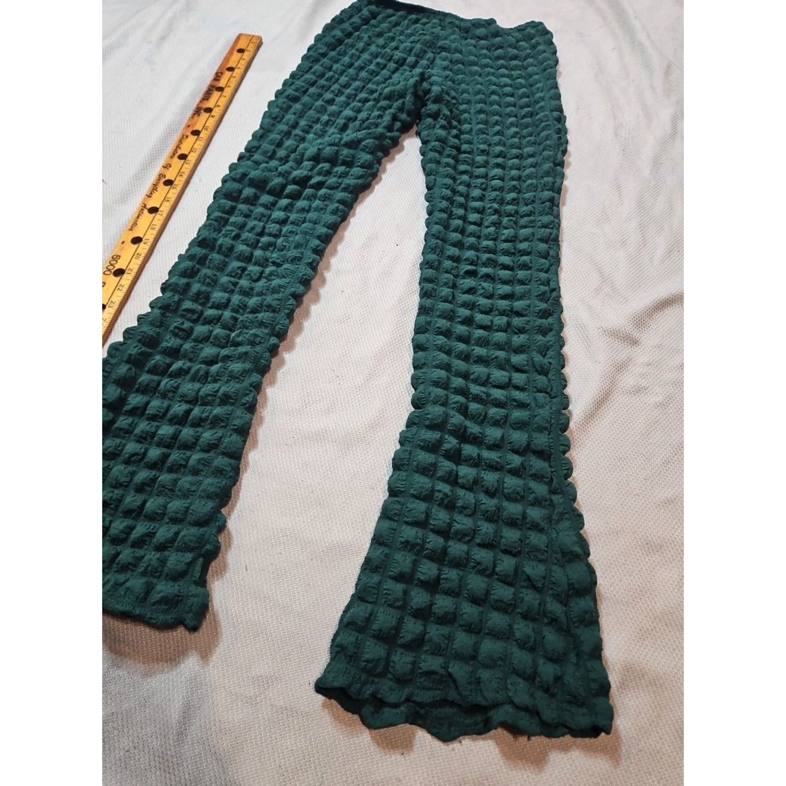 Shein SHEIN Pants Womens Size 4 Green Textured Stretch Ruched Pull On Flare Leg Shirt Size 27" / US 4 / IT 40 - 4 Thumbnail