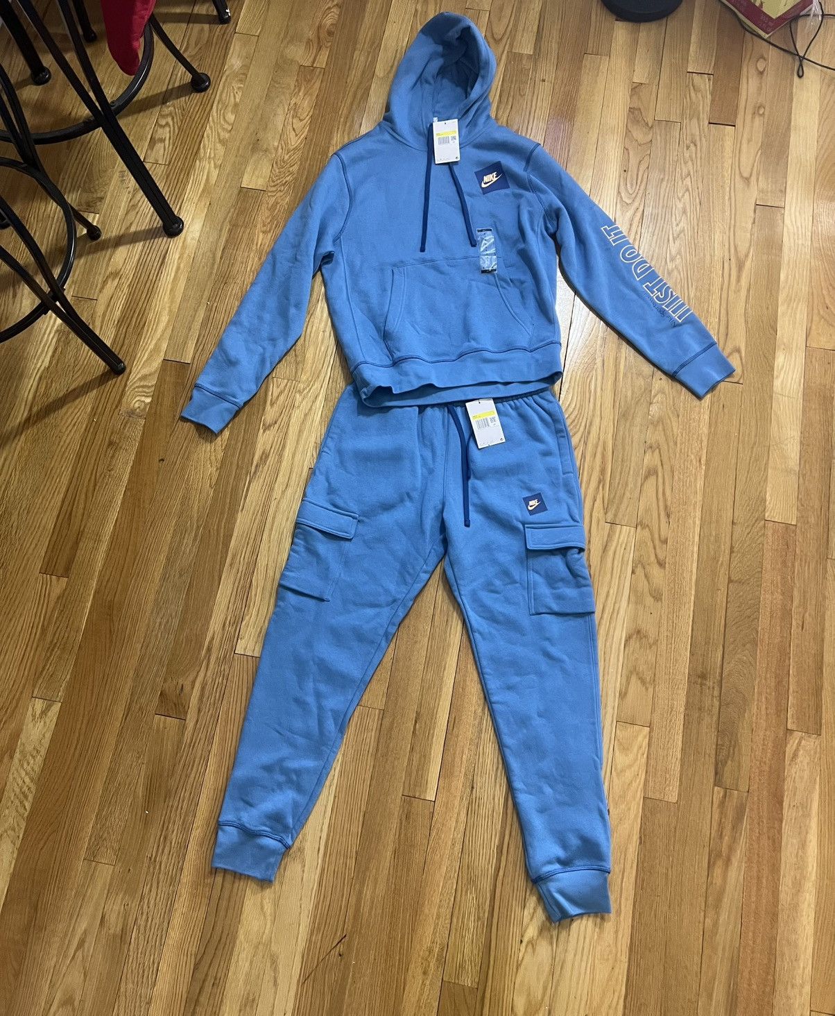 Nike Nike Full Sweatsuit Brand New Size US S / EU 44-46 / 1 - 1 Thumbnail