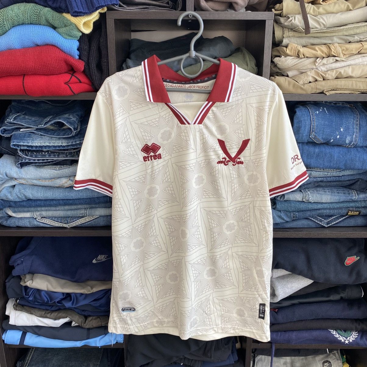 Errea Mens Errea FC Sheffield United 2024-2025 soccer jersey Size US S / EU 44-46 / 1 - 1 Thumbnail