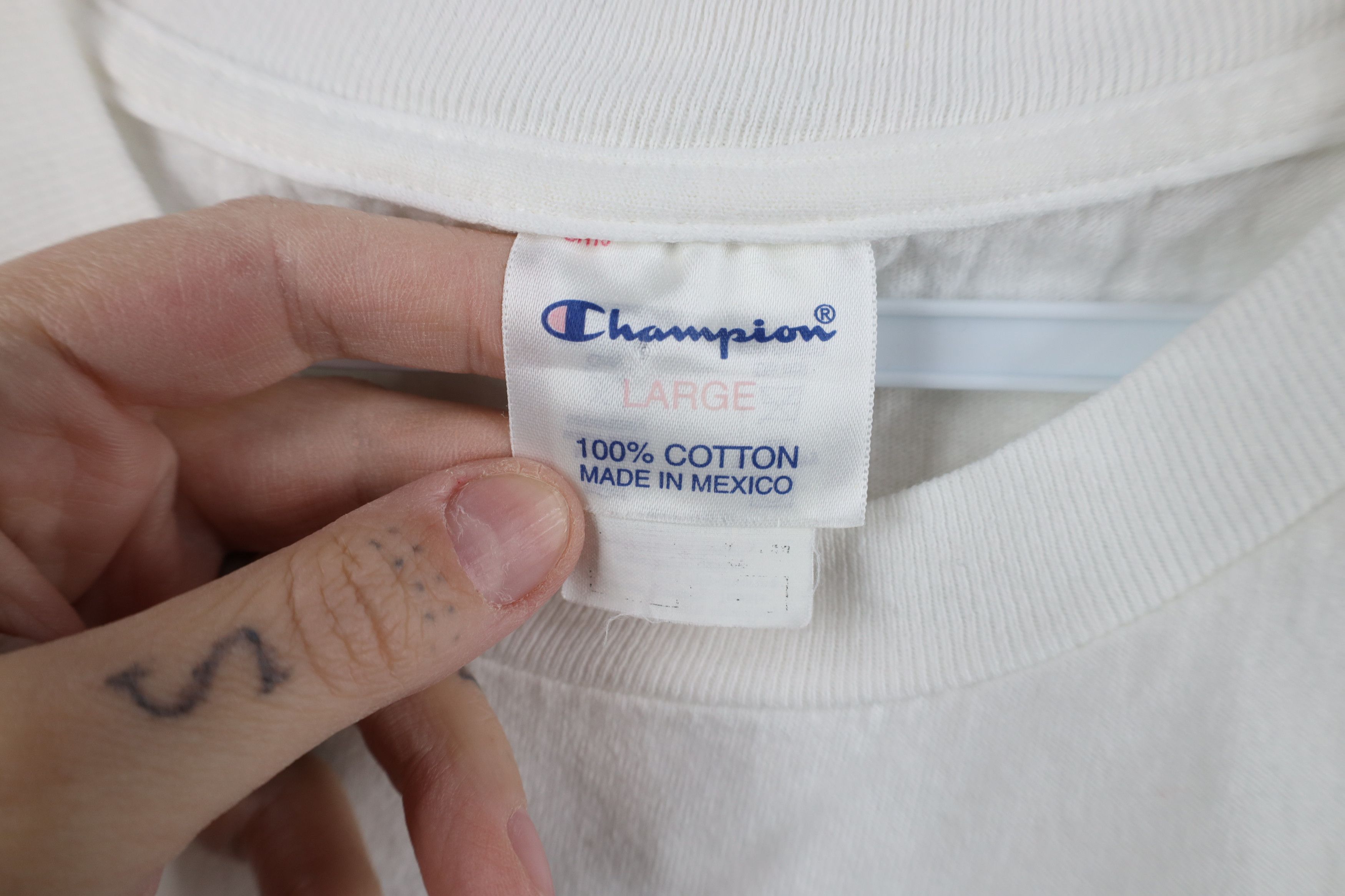 Champion Vintage 90s Champion Notre Dame University T-Shirt White Size US L / EU 52-54 / 3 - 8 Thumbnail