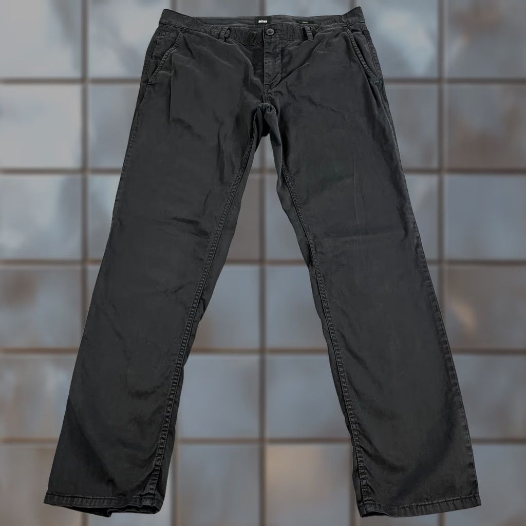 Hugo Boss Hugo Boss Mens Chino Trousers Pants Slim Tapered Fit 36 32 Black Stretch Preppy Chino Trousers Slim Tapered Mens Black 36 32 Size US 36 / EU 52 - 1 Thumbnail