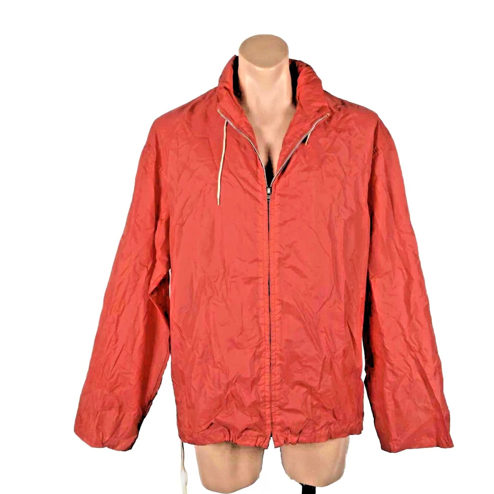 Vintage VINTAGE May Company Red Rain Slicker windbreaker Shirt Mens 1970s Nylon Made in Japan L Size US L / EU 52-54 / 3 - 2 Thumbnail