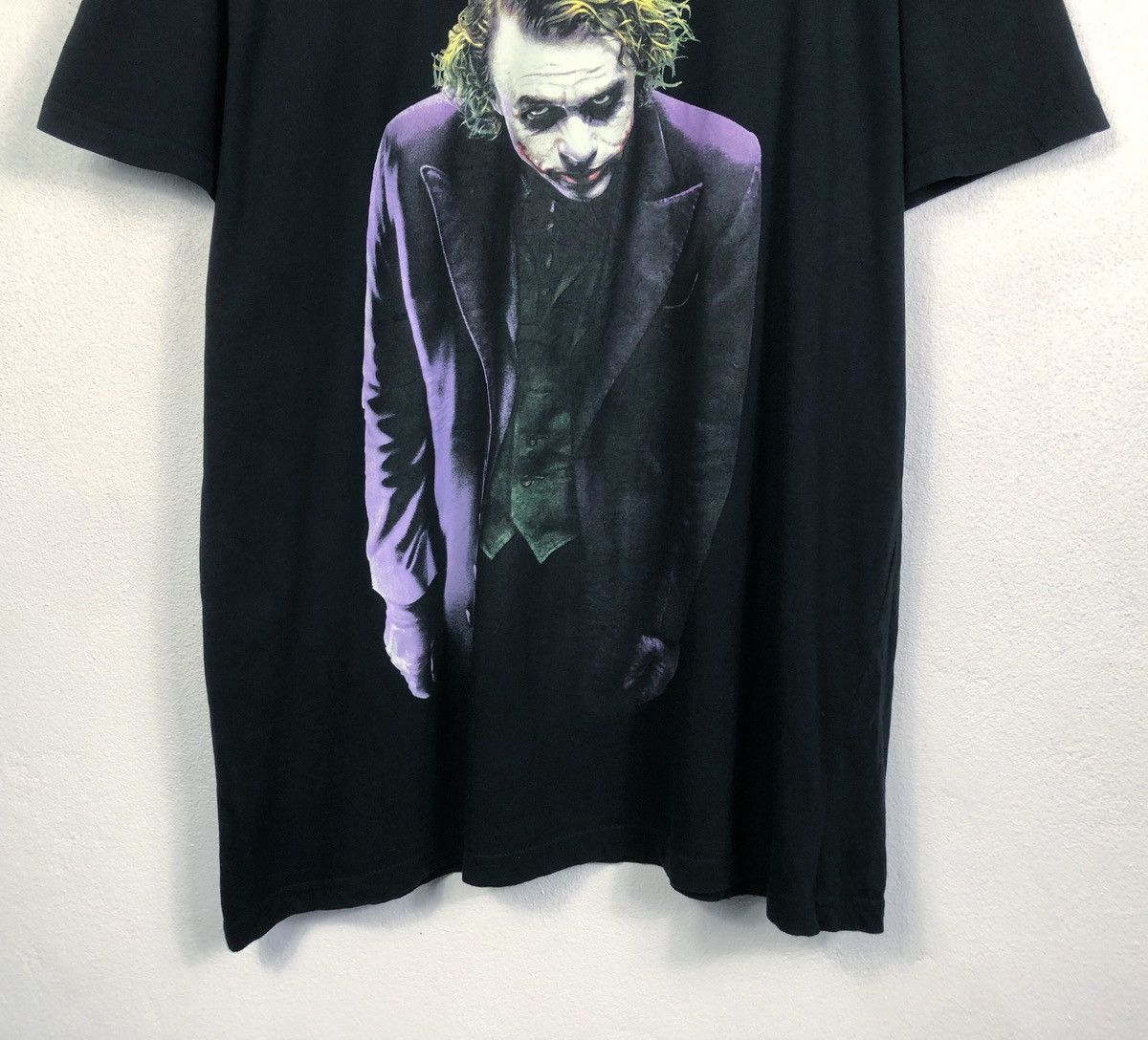 DC Comics Rare Y2K The Joker The Dark Knight Batman Movie Tee Size US L / EU 52-54 / 3 - 4 Thumbnail