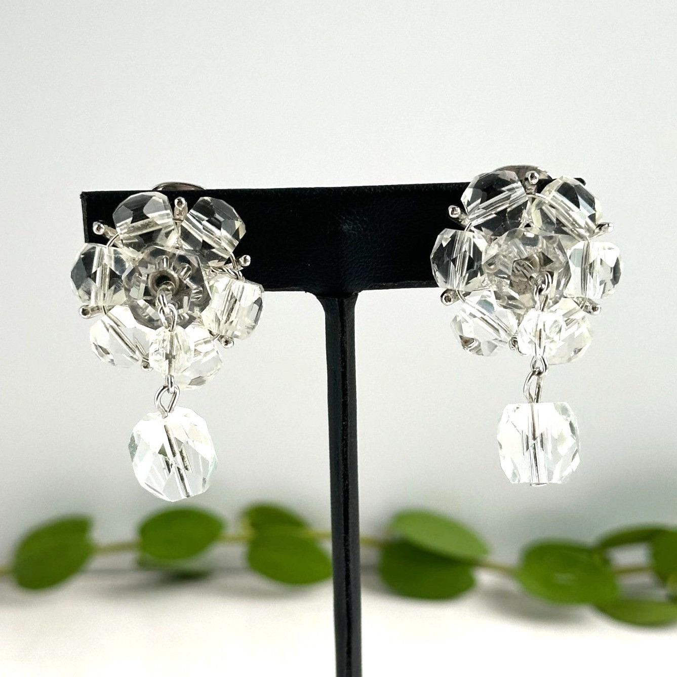 Vintage Vintage Kramer Clip On Earrings, 1950s Crystal Bead Cluster Size ONE SIZE - 1 Thumbnail