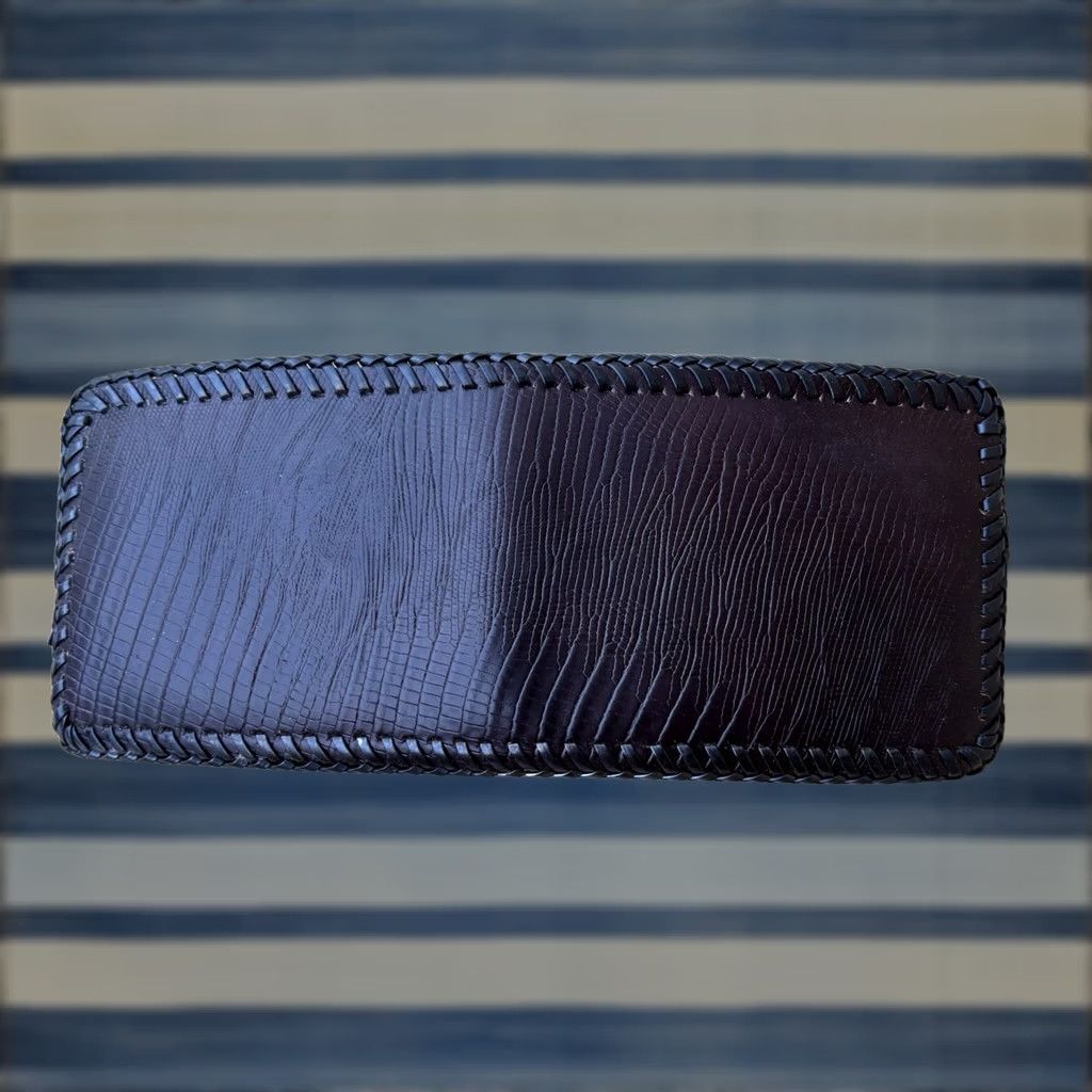 Vintage VINTAGE Bifold Leather Wallet Scales Reptile Hand Tooled Brown Blank 90s Size ONE SIZE - 1 Thumbnail
