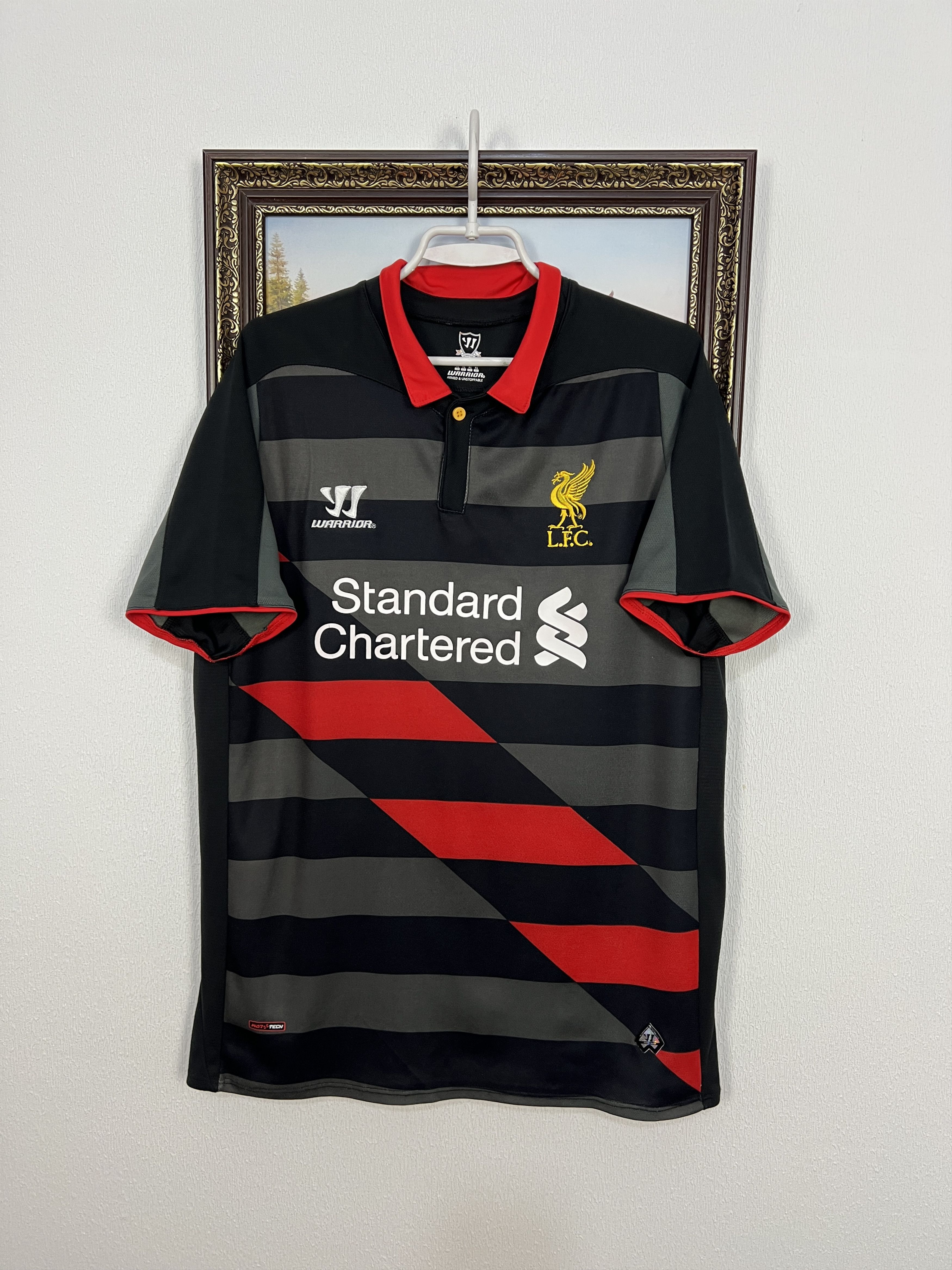 New Balance Liverpool Third football shirt 2014 Soccer Lallana Size US L / EU 52-54 / 3 - 1 Thumbnail