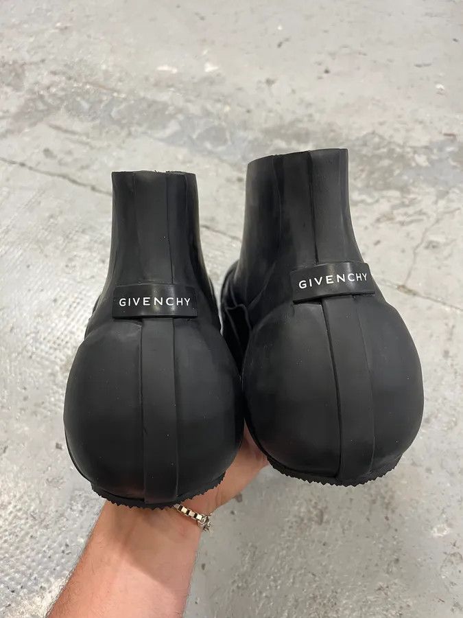 Givenchy SS2023 Givenchy Show Rubber Rain Mid Boots Size US 9.5 / IT 39.5 - 7 Thumbnail