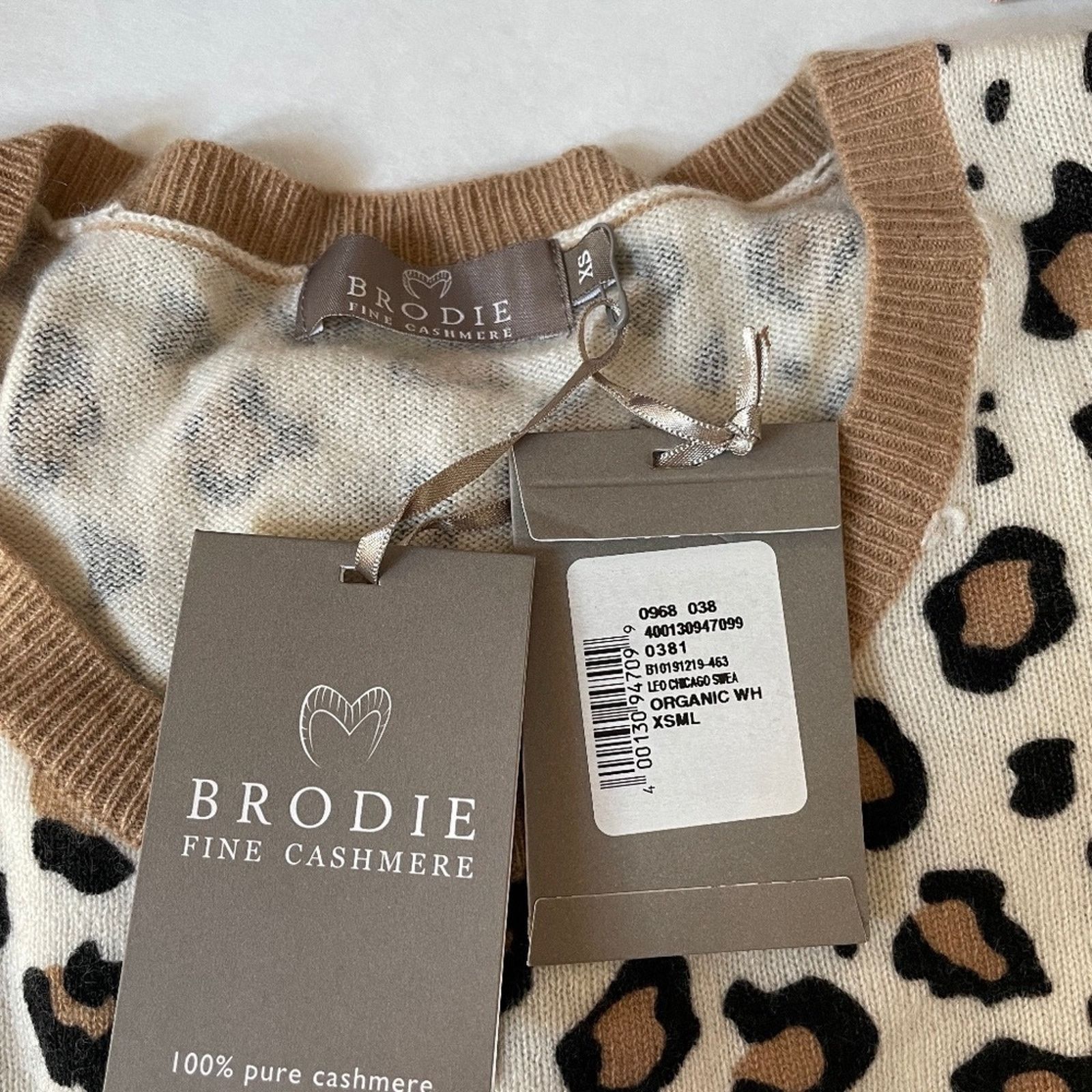 Brodie Cashmere Leopard-Print Cashmere Sweater from BRODIE CASHMERE Size XS / US 0-2 / IT 36-38 - 6 Thumbnail