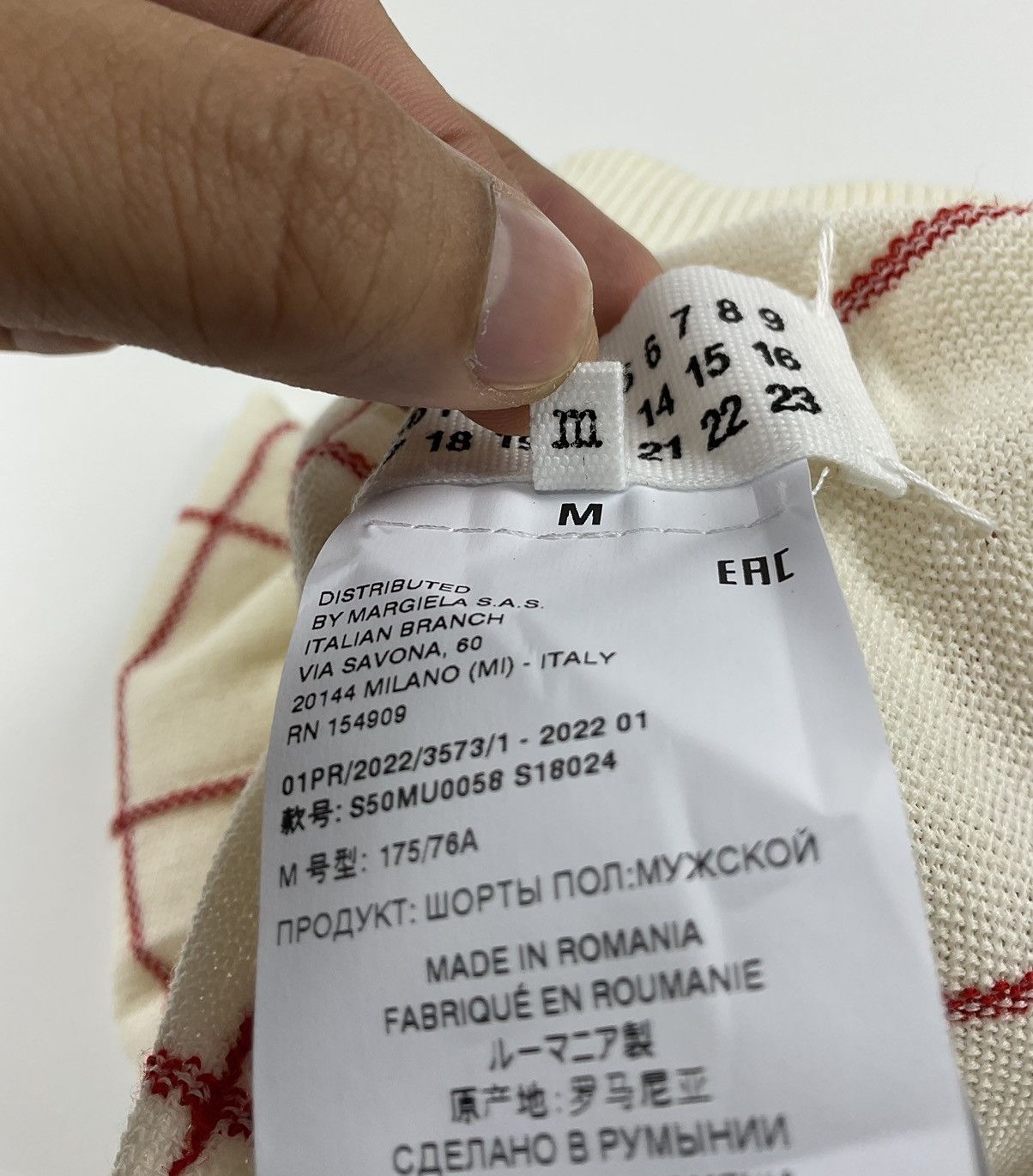 Maison Margiela Maison Margiela Fringe Knit Short Size US 32 / EU 48 - 10 Thumbnail