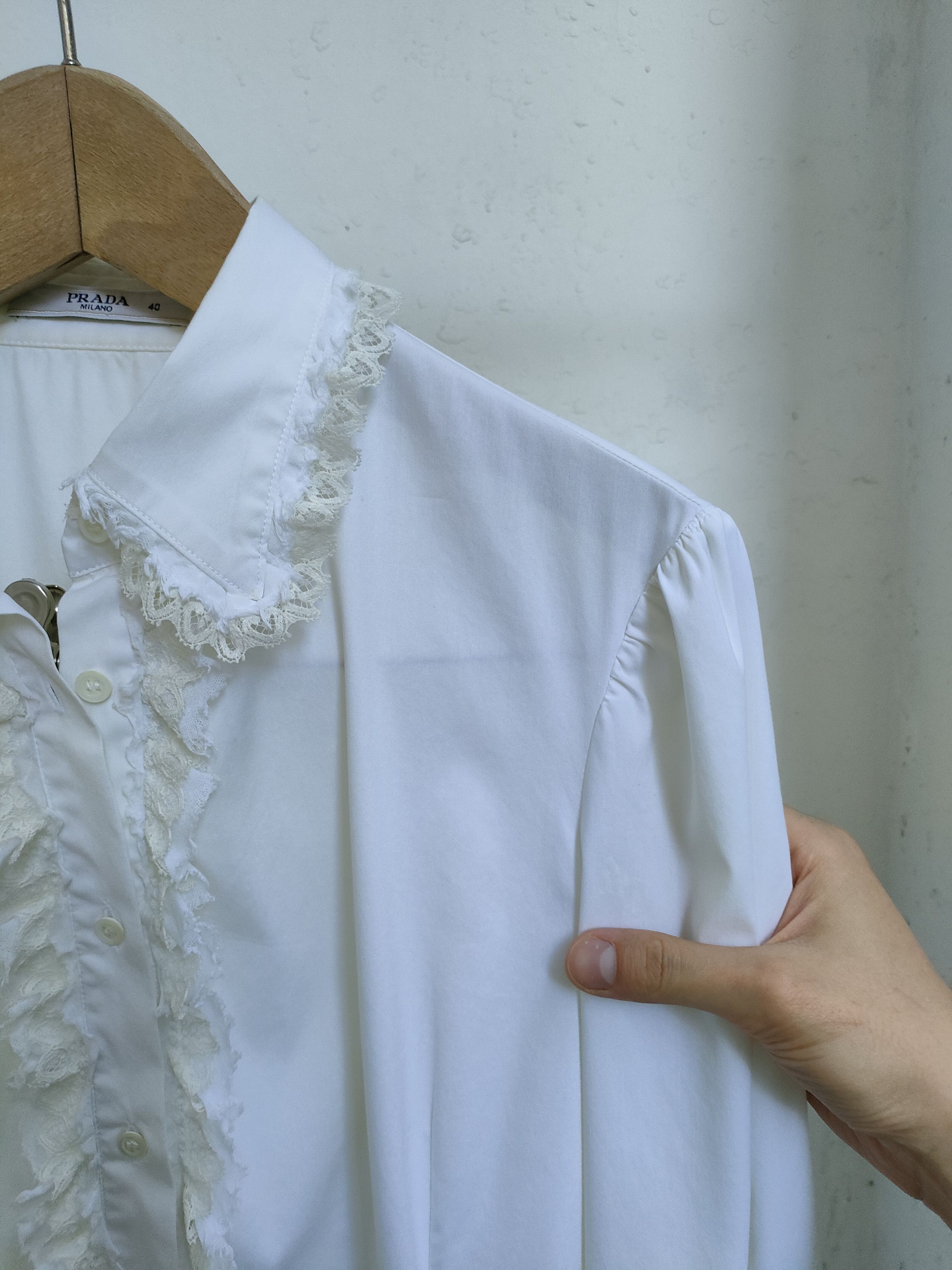 Prada 2010 Prada Lace Ruffle Embellished White Shirt Size S / US 4 / IT 40 - 9 Thumbnail