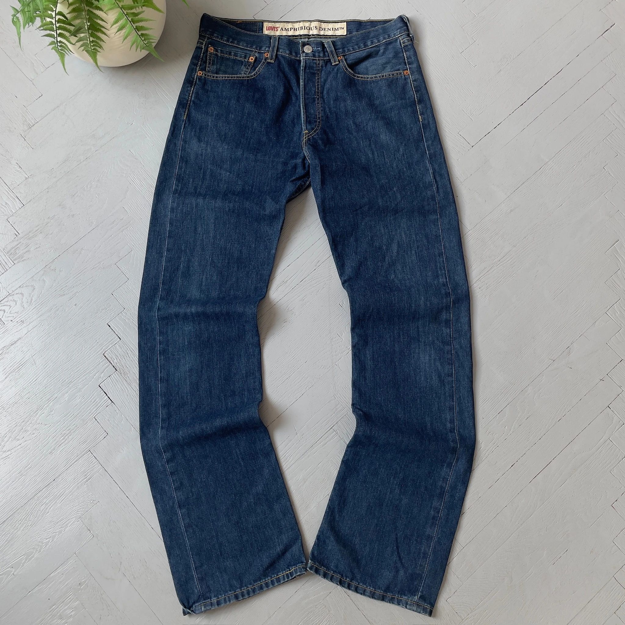 Levi's Vintage Clothing Vintage Levi's 501 Straight Fit Blue Denim Jeans Size US 32 / EU 48 - 2 Thumbnail