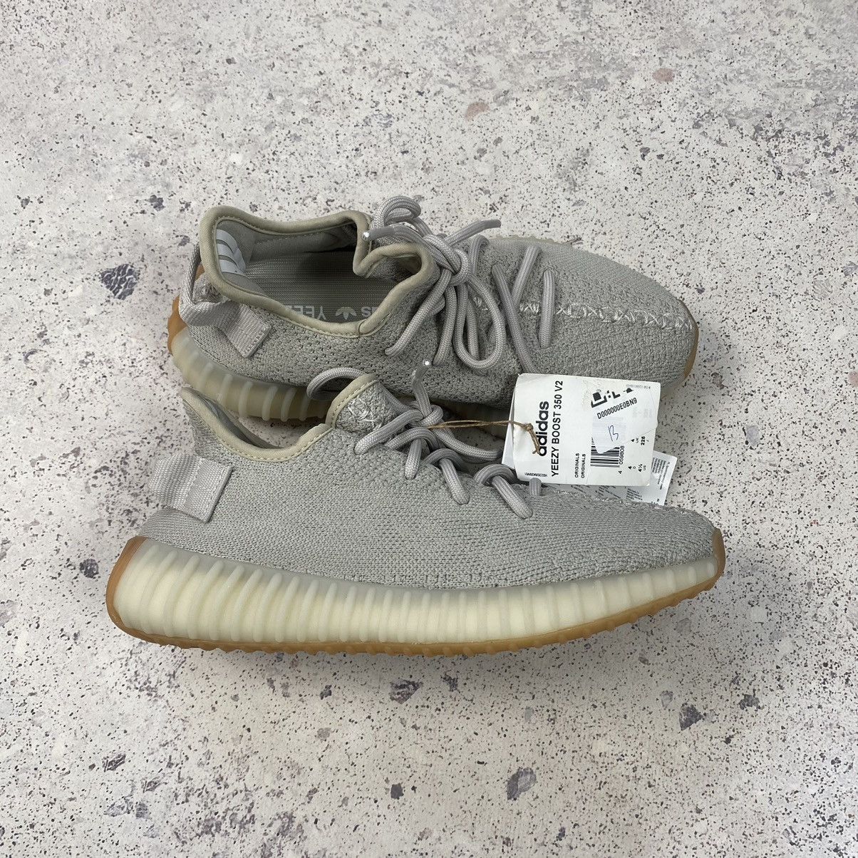 Adidas Adidas Yeezy Boost 350 V2 Sesame (F99710) Size US 6 / IT 36 - 1 Thumbnail