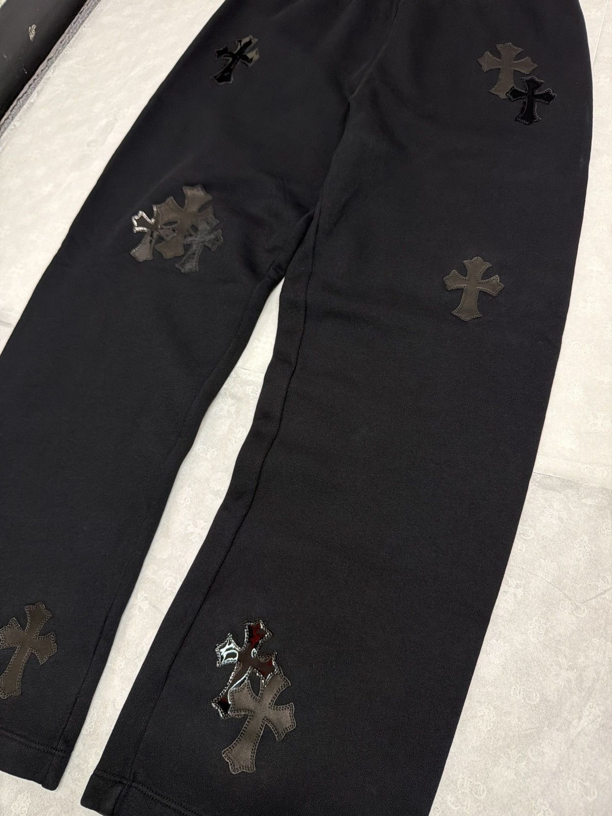 Chrome Hearts Chrome Hearts Black Cross Patch Sweatpants Size Large Size US 34 / EU 50 - 2 Thumbnail