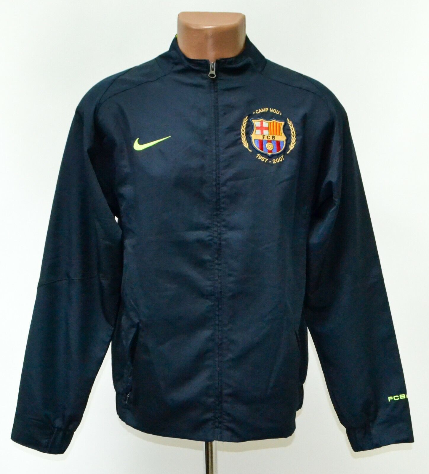 BARCELONA 2007/2008 FOOTBALL JACKET JERSEY NIKE SIZE S ADULT