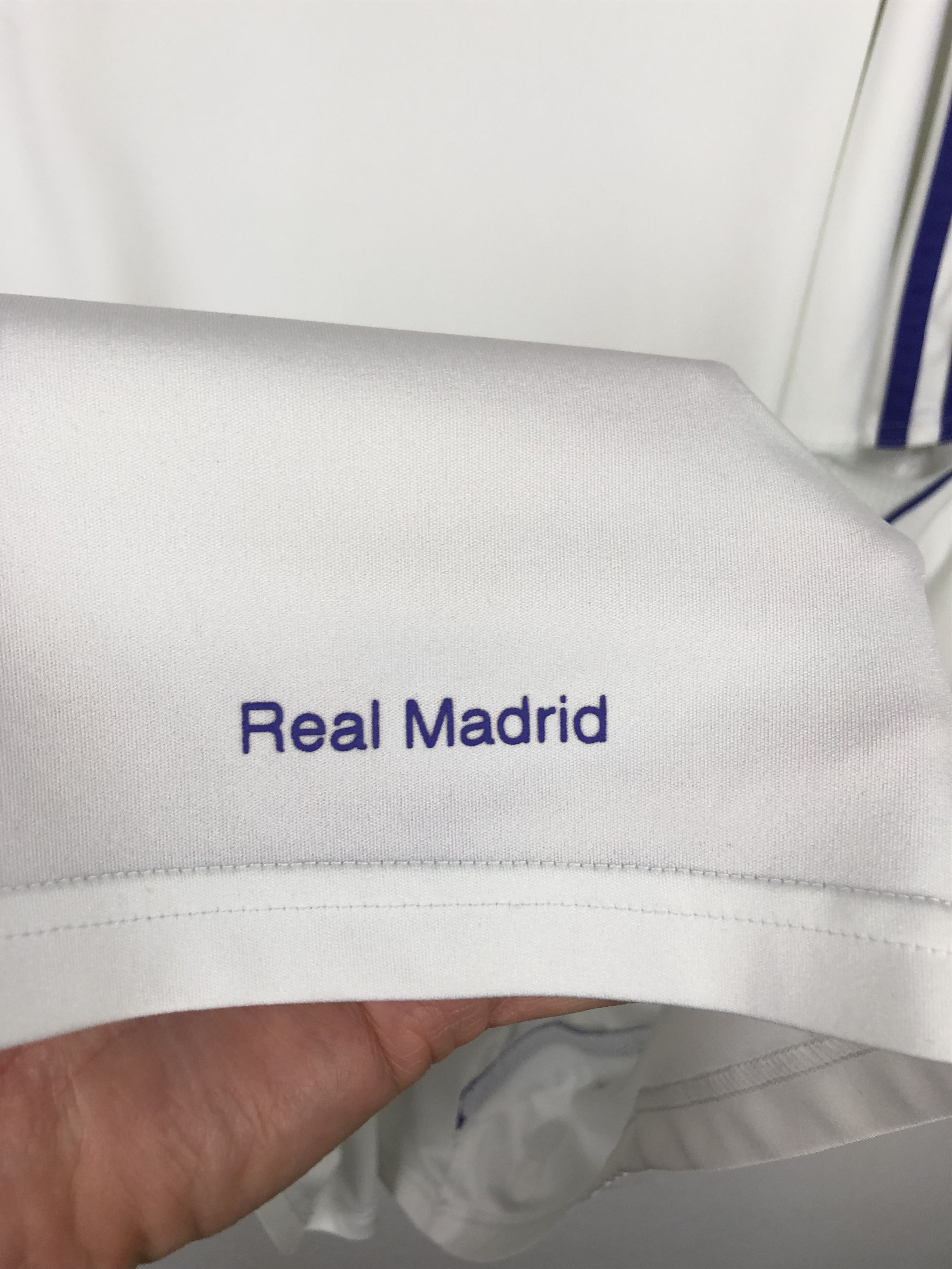 Adidas Real Madrid Home football shirt 2007 Soccer Adidas Jersey Size US XXL / EU 58 / 5 - 9 Thumbnail