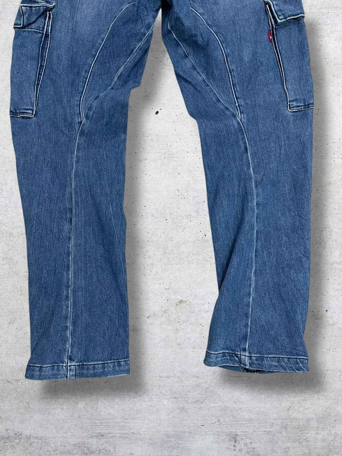 Levi's Vintage Clothing VINTAGE ENGINEERED LEVIS USA DESIGNER TWISTED CARGO DENIM Size US 31 - 10 Thumbnail