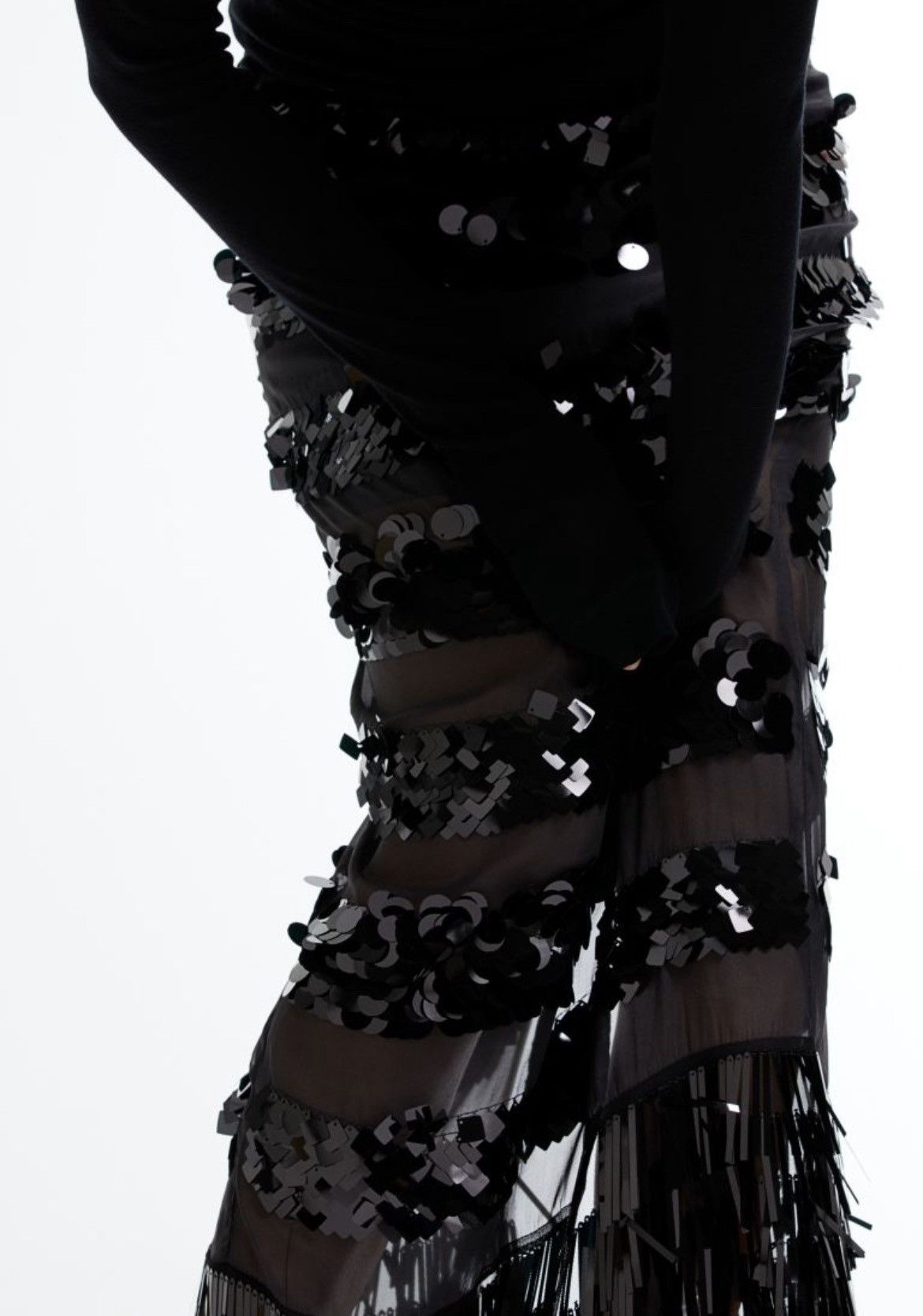 H&M H & M long sequin skirt Size 26" / US 2 / IT 38 - 3 Thumbnail