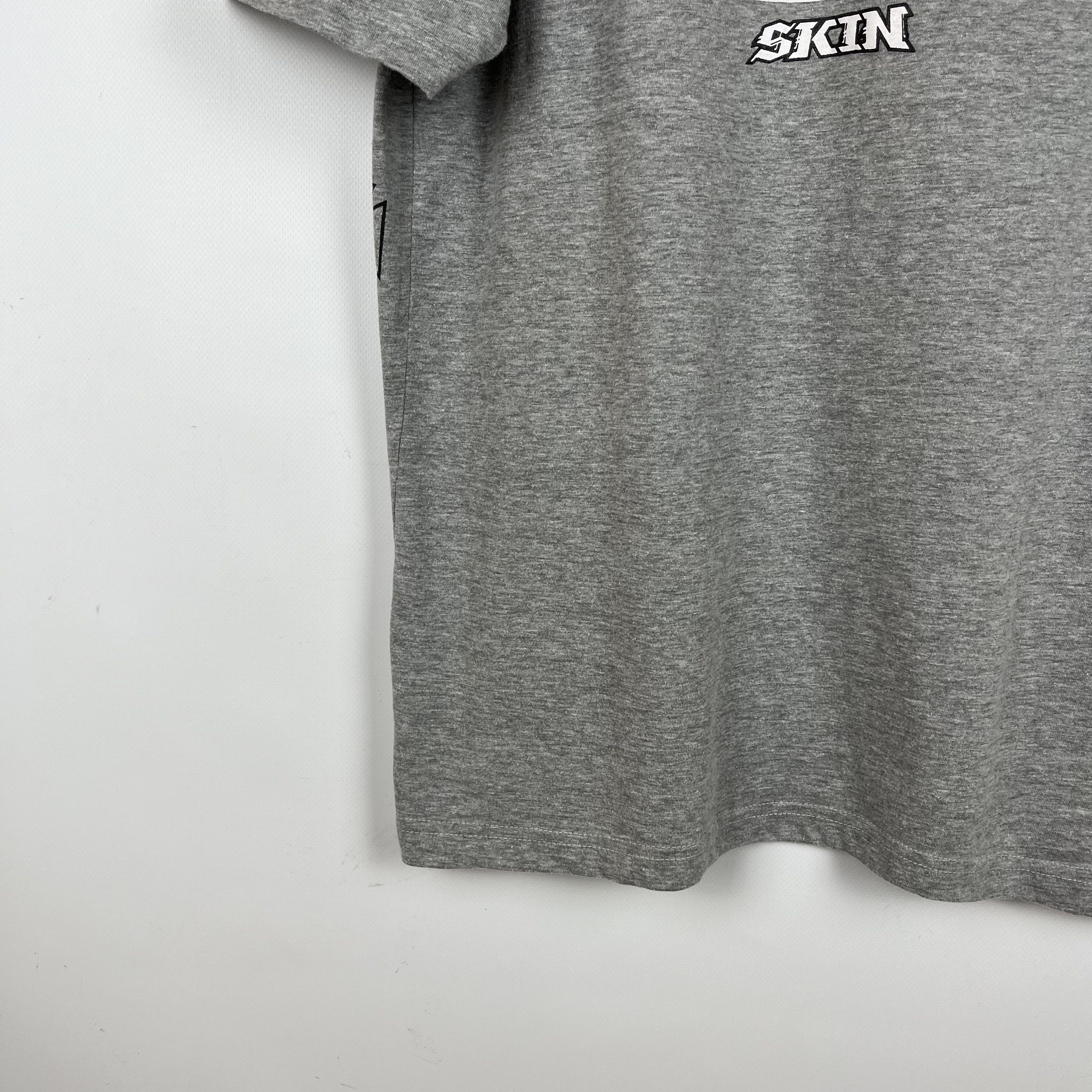 Hook-Ups Vintage Skin Industries Y2K “Show Some” T Shirt 2000’s Size US L / EU 52-54 / 3 - 4 Thumbnail