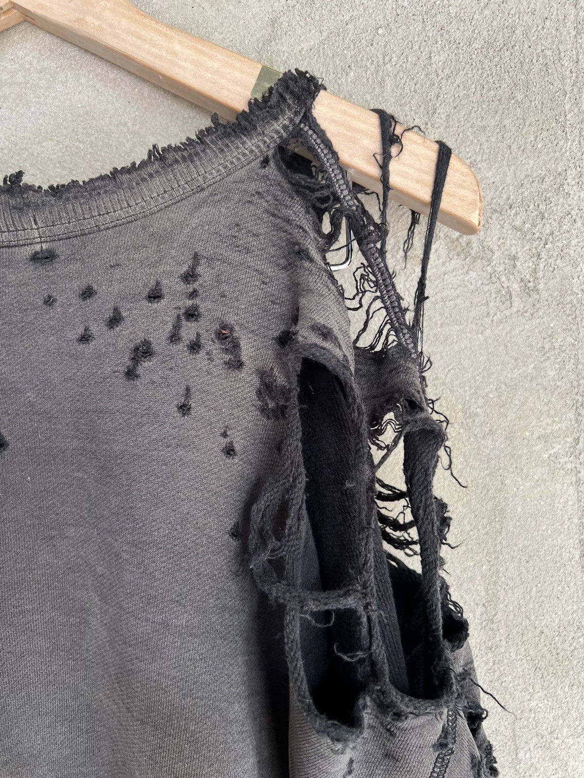 Japanese Brand Japanese Brand Crazy Thrashed Sunfaded Skates Sweatshirt Size US XL / EU 56 / 4 - 12 Thumbnail