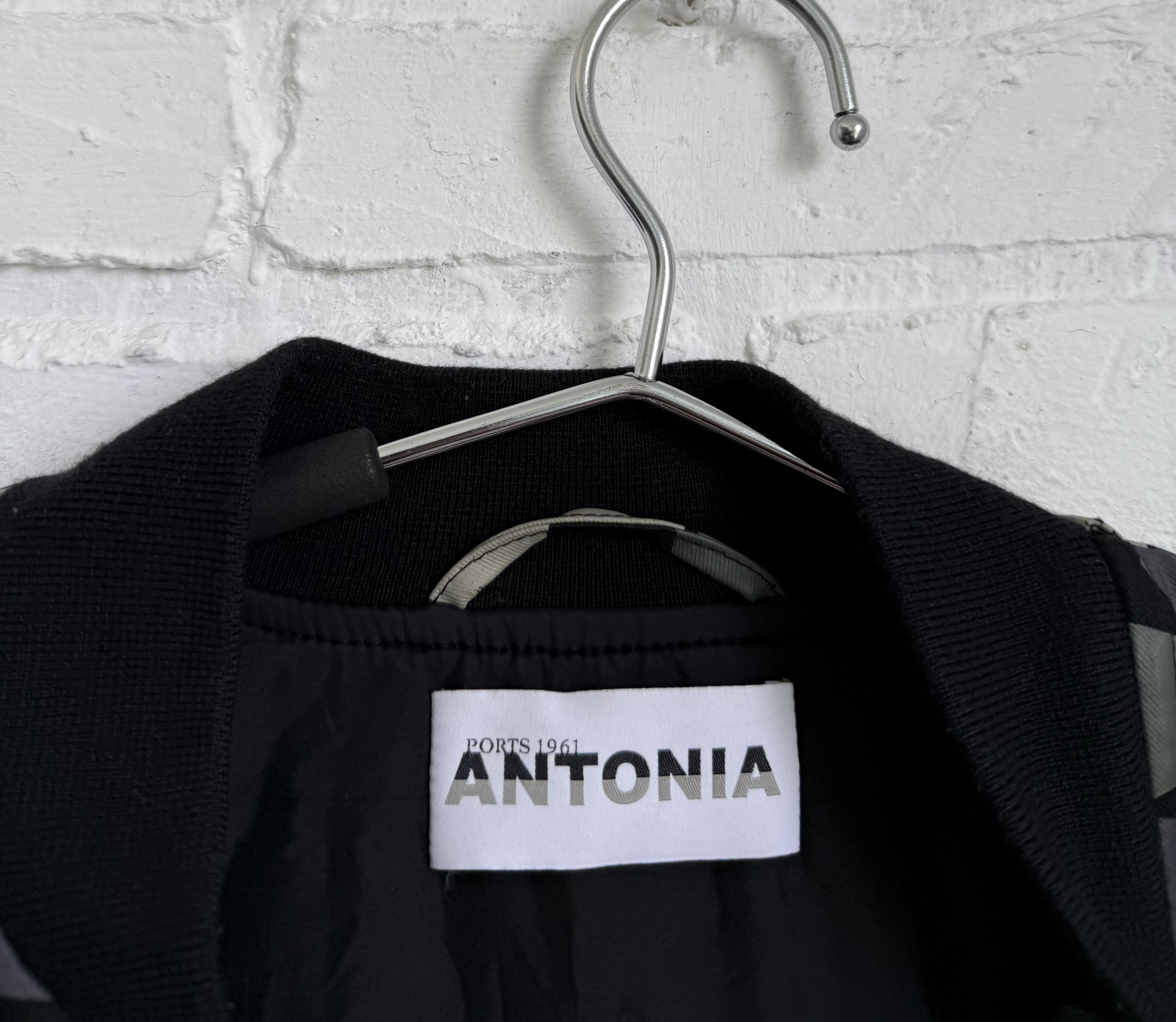 Ports 1961 Ports 1961 Antonia stars monogram bomber jacket Size US M / EU 48-50 / 2 - 2 Thumbnail