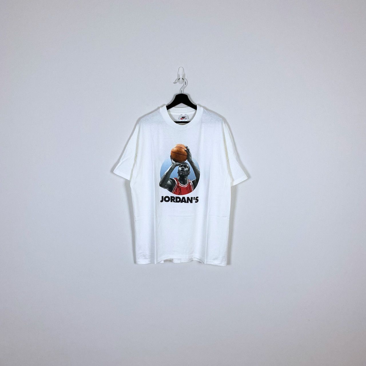 Vintage VINTAGE 1995 NIKE JORDAN'S BACK NUMBER 45 TEE Size US XL / EU 56 / 4 - 1 Thumbnail