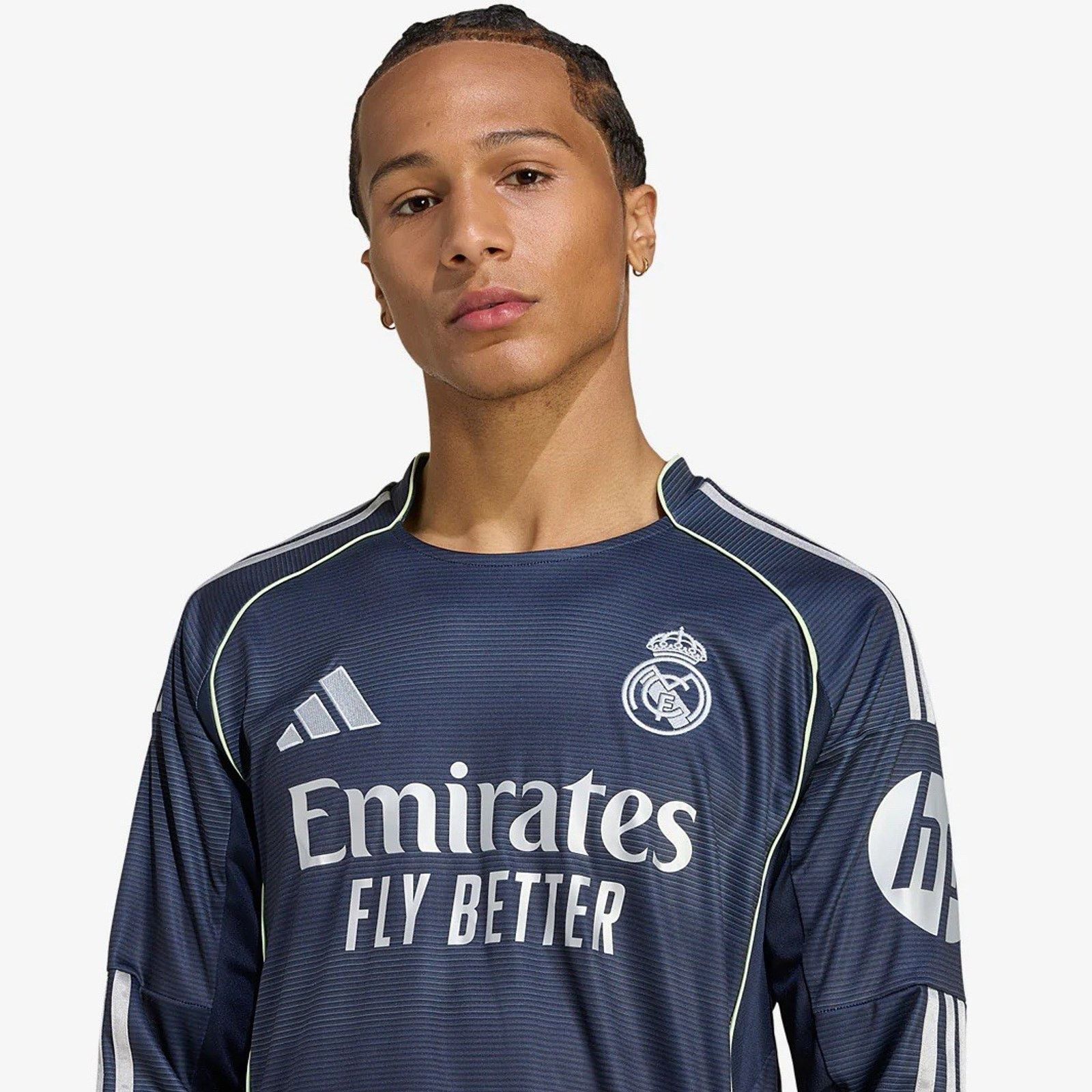 Adidas Adidas Real Madrid 2025/26 Jersey XL Long Sleeve SlimFit NWT Size US XL / EU 56 / 4 - 5 Thumbnail