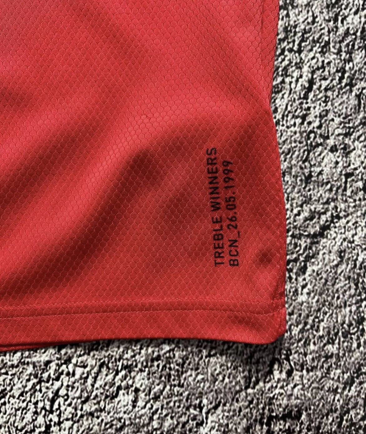 Adidas Manchester United Jersey Mens Red Soccer Maguire 2019-2020 Size US M / EU 48-50 / 2 - 9 Thumbnail