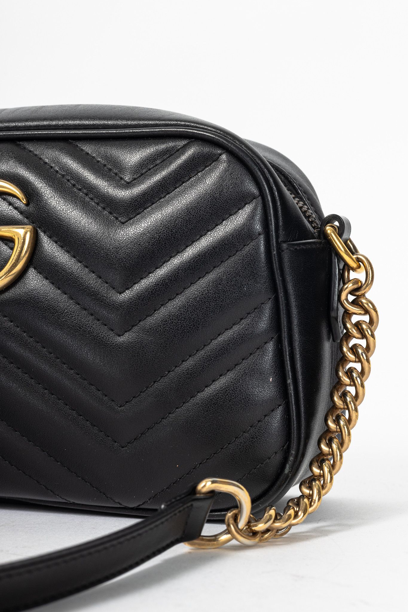 Gucci Gucci GG Marmont Small Black Matelassé Shoulder Bag Size ONE SIZE - 7 Thumbnail