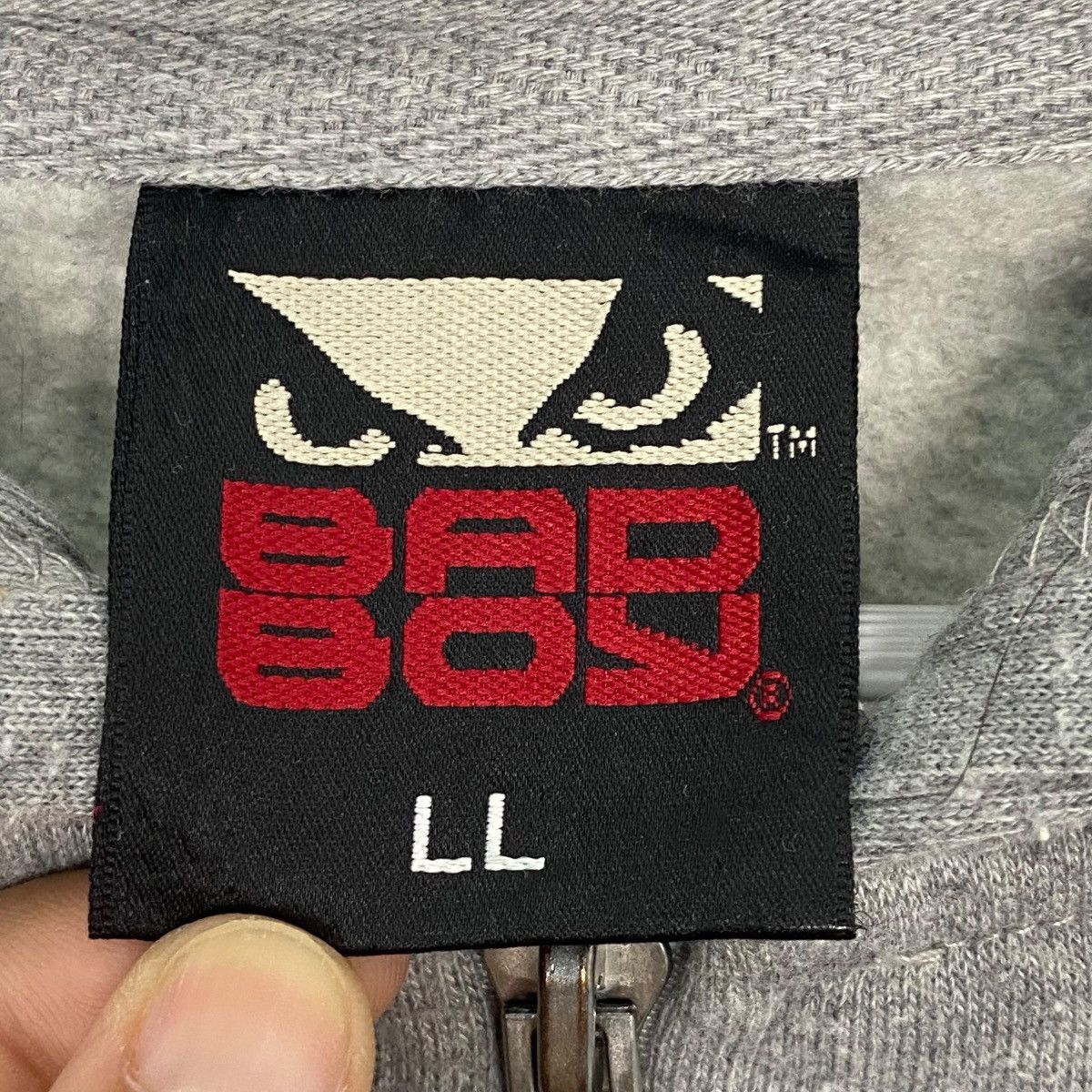 Vintage Vintage Bad Boy Hoodie Sweater Gray Pullover Jumper Size L Size US L / EU 52-54 / 3 - 6 Thumbnail