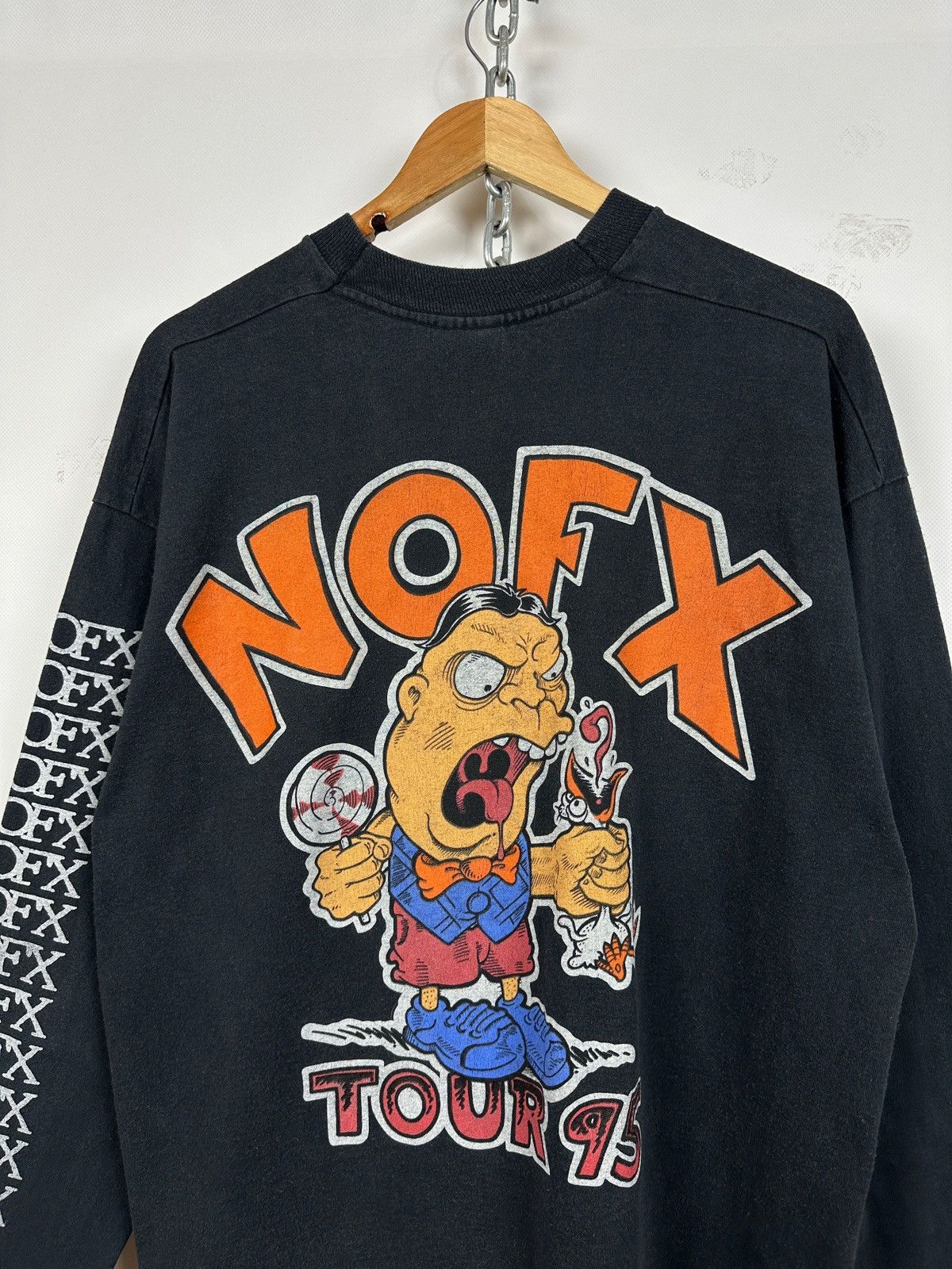 Band Tees 1995 Vintage NOFX Tour Punk Rock Long Sleeve T-Shirt Size US XL / EU 56 / 4 - 3 Thumbnail