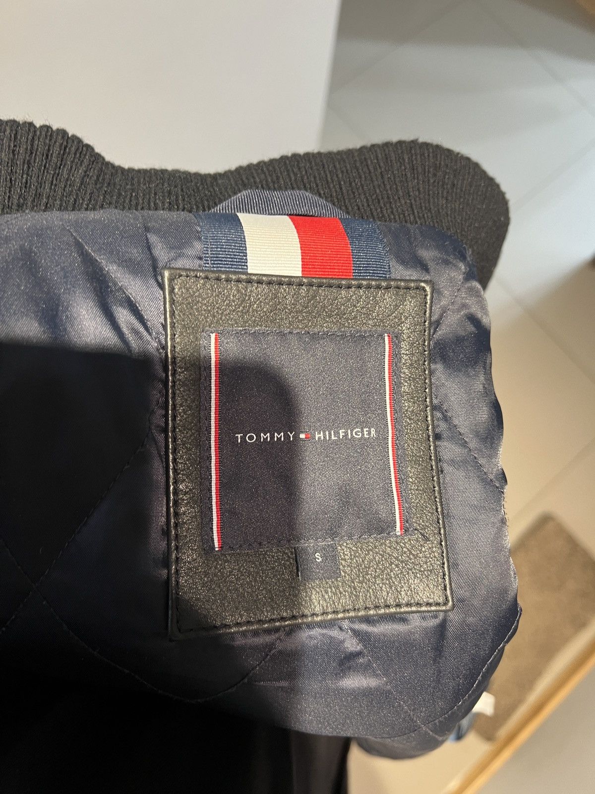Tommy Hilfiger Tommy Helfiger Leather Jacket Size US S / EU 44-46 / 1 - 3 Thumbnail