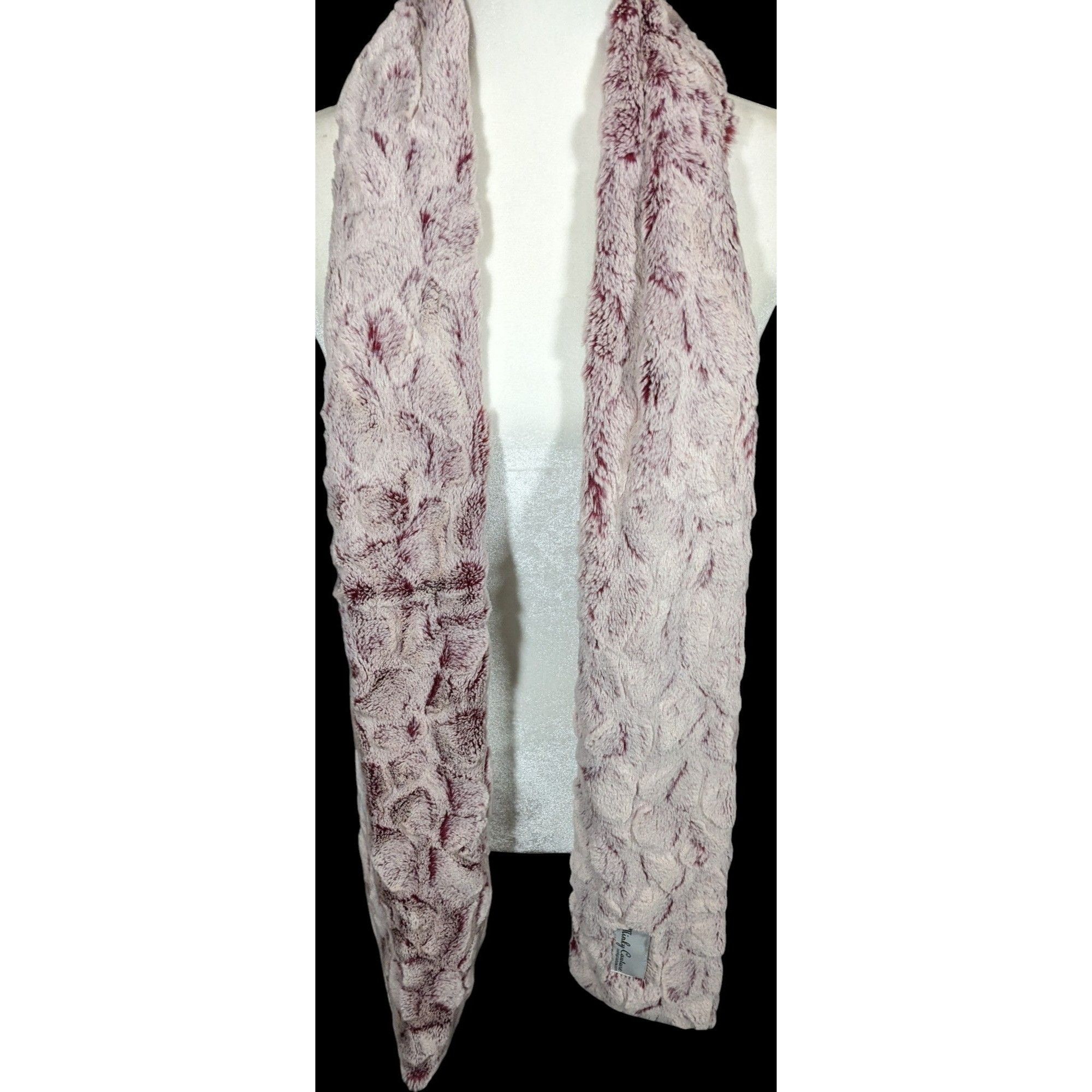 Other Minky Couture Pink Textured Plush Scarf Size ONE SIZE - 3 Thumbnail