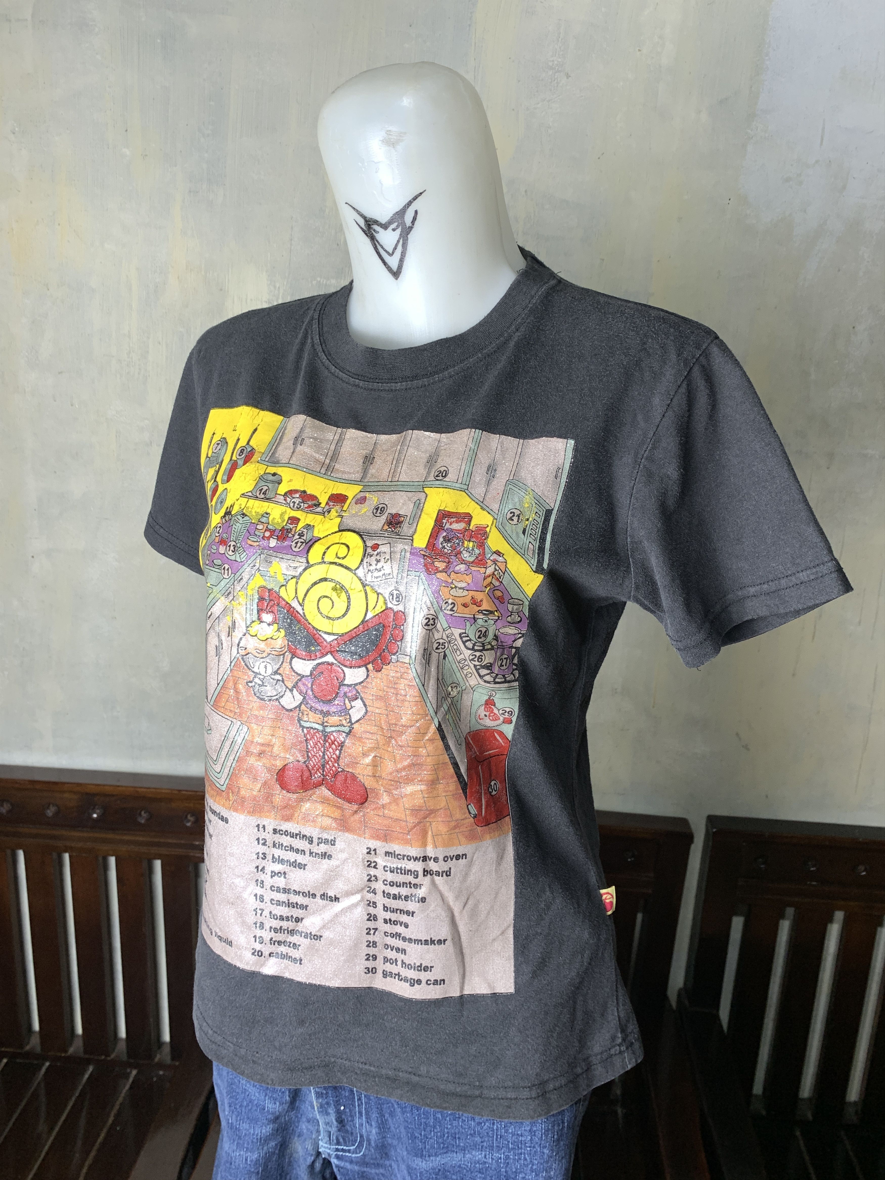 Japanese Brand Spiral Black "Whats on The Kichen?" Printed Tee (M) Size M / US 6-8 / IT 42-44 - 2 Thumbnail