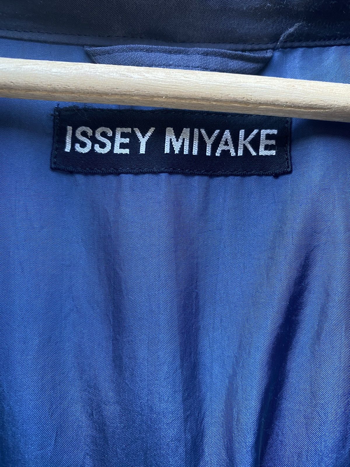 Issey Miyake Issey Miyake Puffer Jacket Rare Design Fashion Size US M / EU 48-50 / 2 - 11 Thumbnail