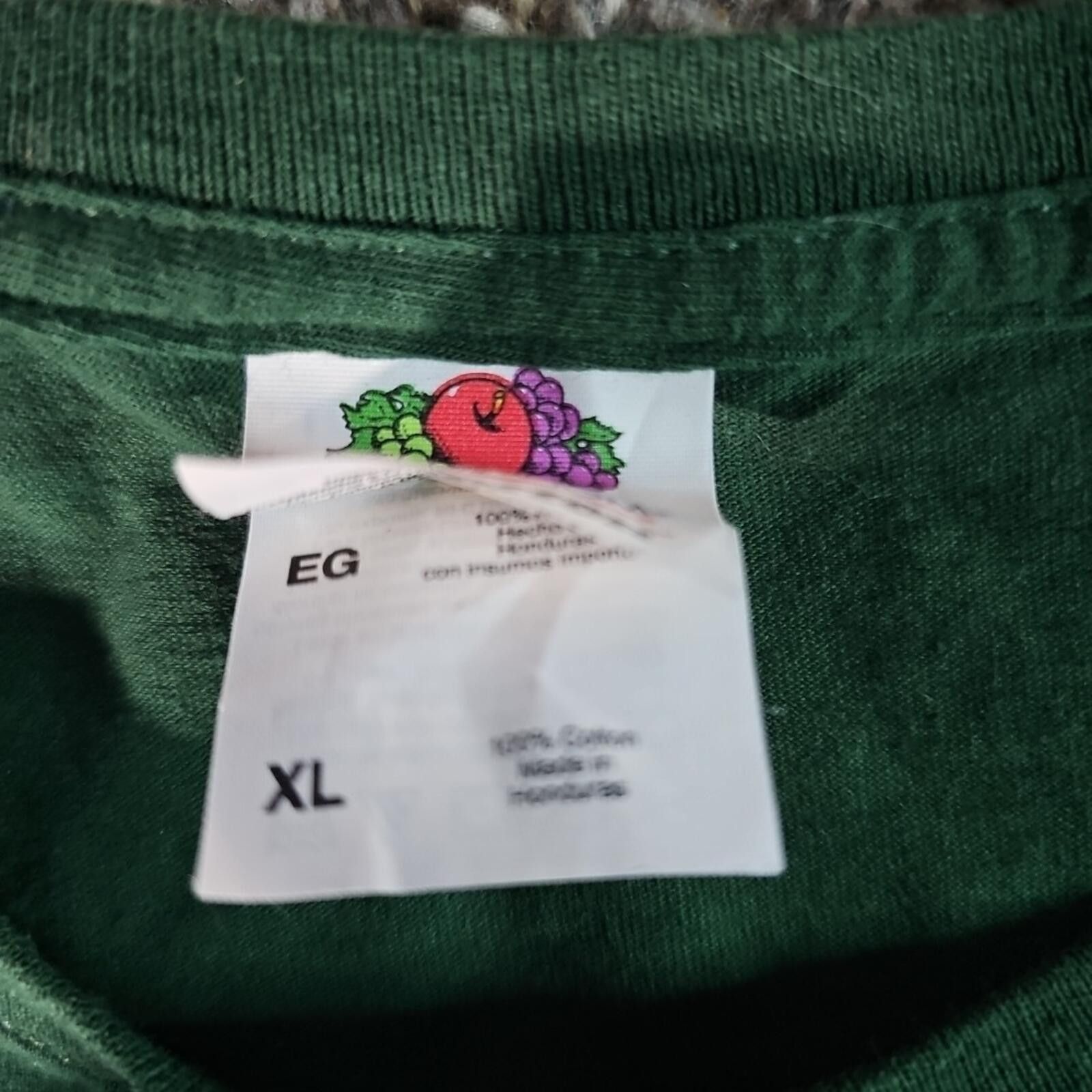 Fruit Of The Loom Go Bucks Go XL milwaukee Bucks Tshirt Size ONE SIZE - 4 Thumbnail