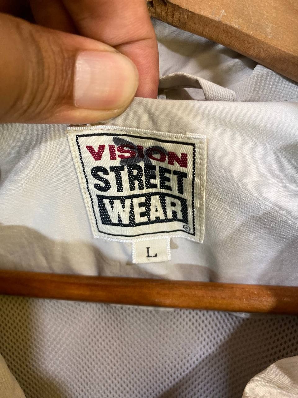 Vision Streetwear vision streetwear light jacket nice design Size US L / EU 52-54 / 3 - 7 Thumbnail