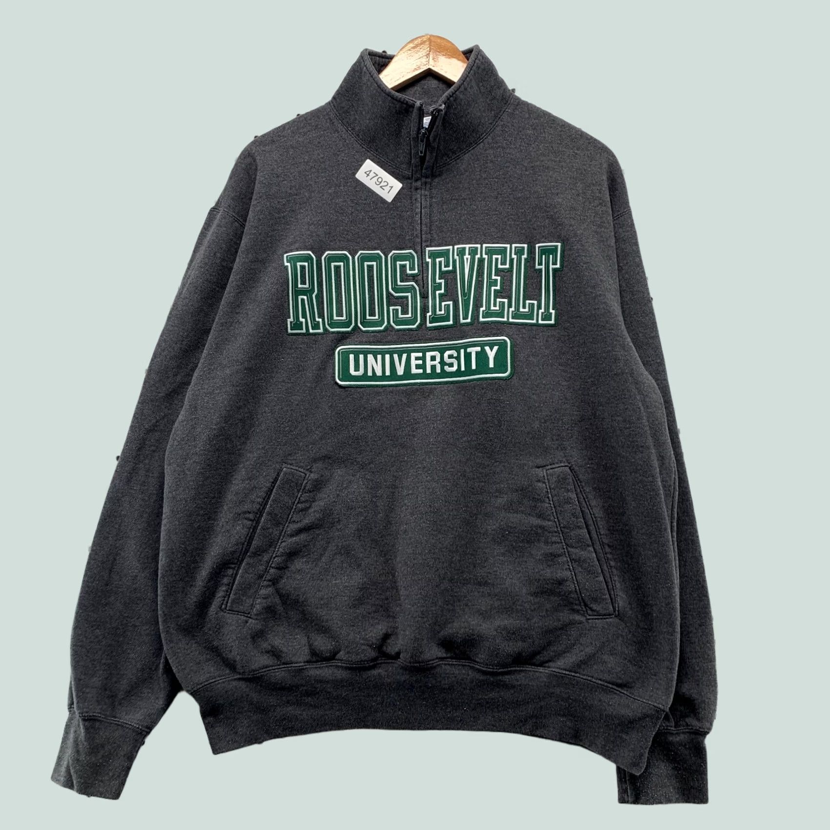 Champion Nike Roosevelt University Sweatshirt Mens L Gray Embroidered 1/4 Zip Pullover Crew Neck Cotton Fleece University Theme Mens Size US L / EU 52-54 / 3 - 1 Thumbnail