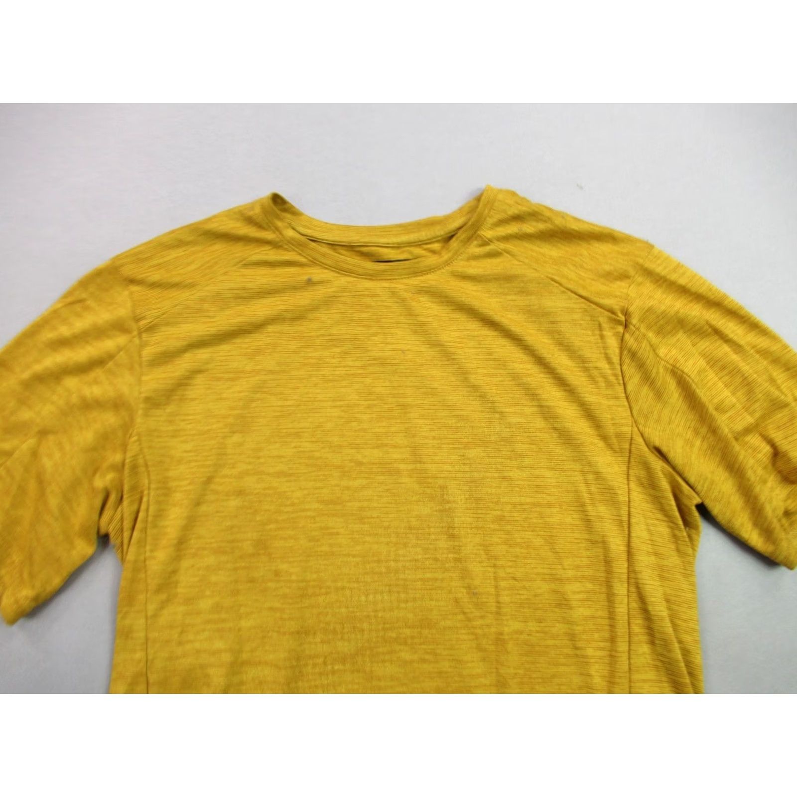 Vintage REI Shirt Mens Small Short Sleeve Crew Neck Lightweight Casual Outdoors Yellow Size US S / EU 44-46 / 1 - 3 Thumbnail