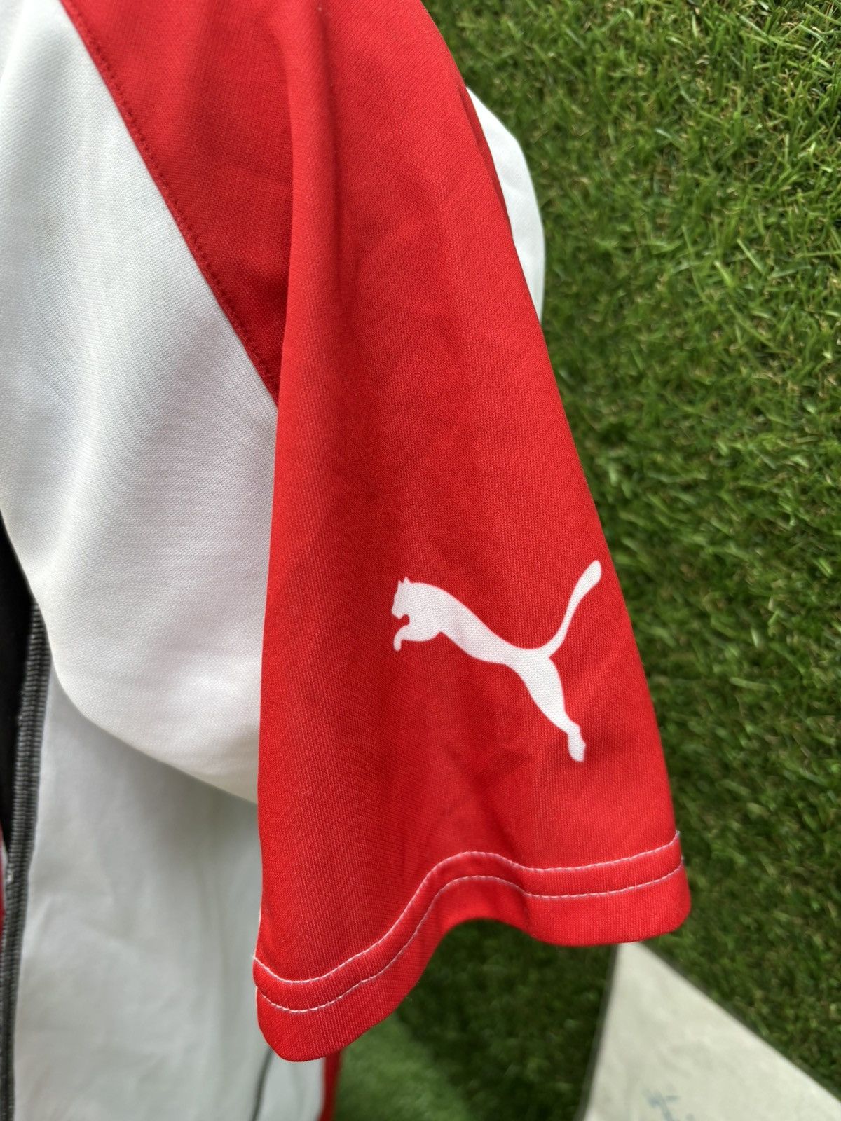 Puma Vintage olympiakos jersey Size US M / EU 48-50 / 2 - 5 Thumbnail