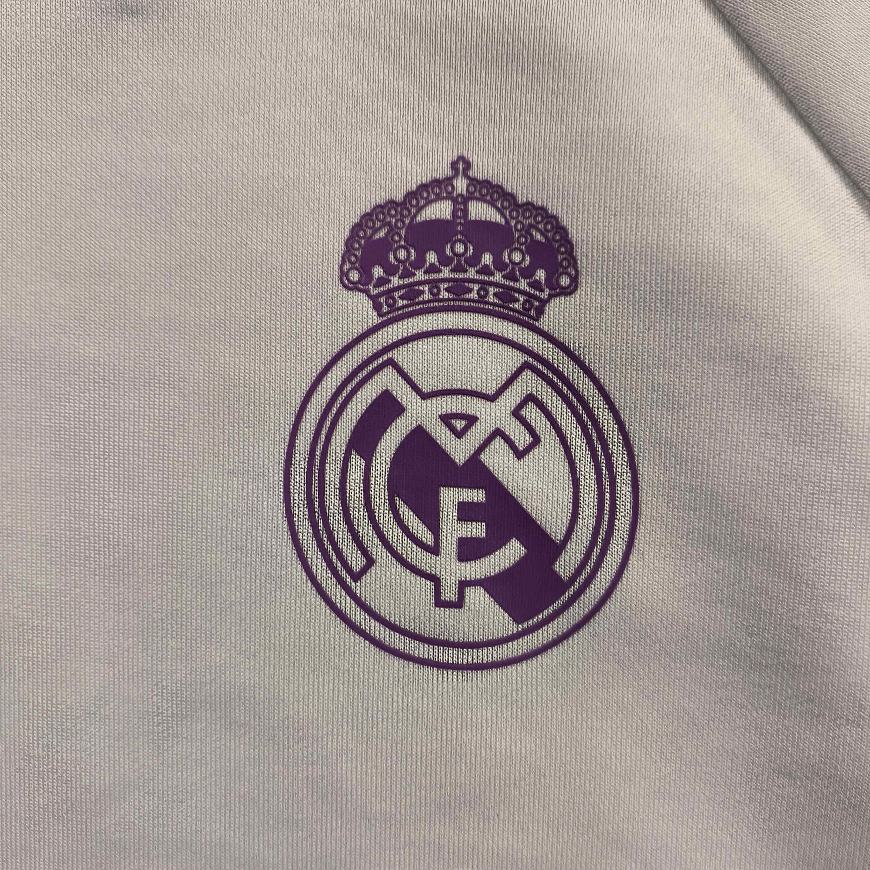 Adidas Real Madrid 2016-17 Adidas training top size S Size US S / EU 44-46 / 1 - 3 Thumbnail