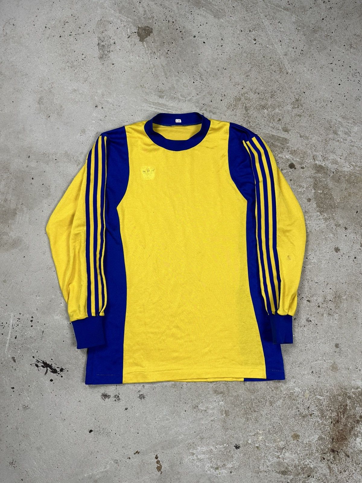 Adidas Vintage 80/90s Adidas Yellow Template Soccer Jersey Size US M / EU 48-50 / 2 - 1 Thumbnail