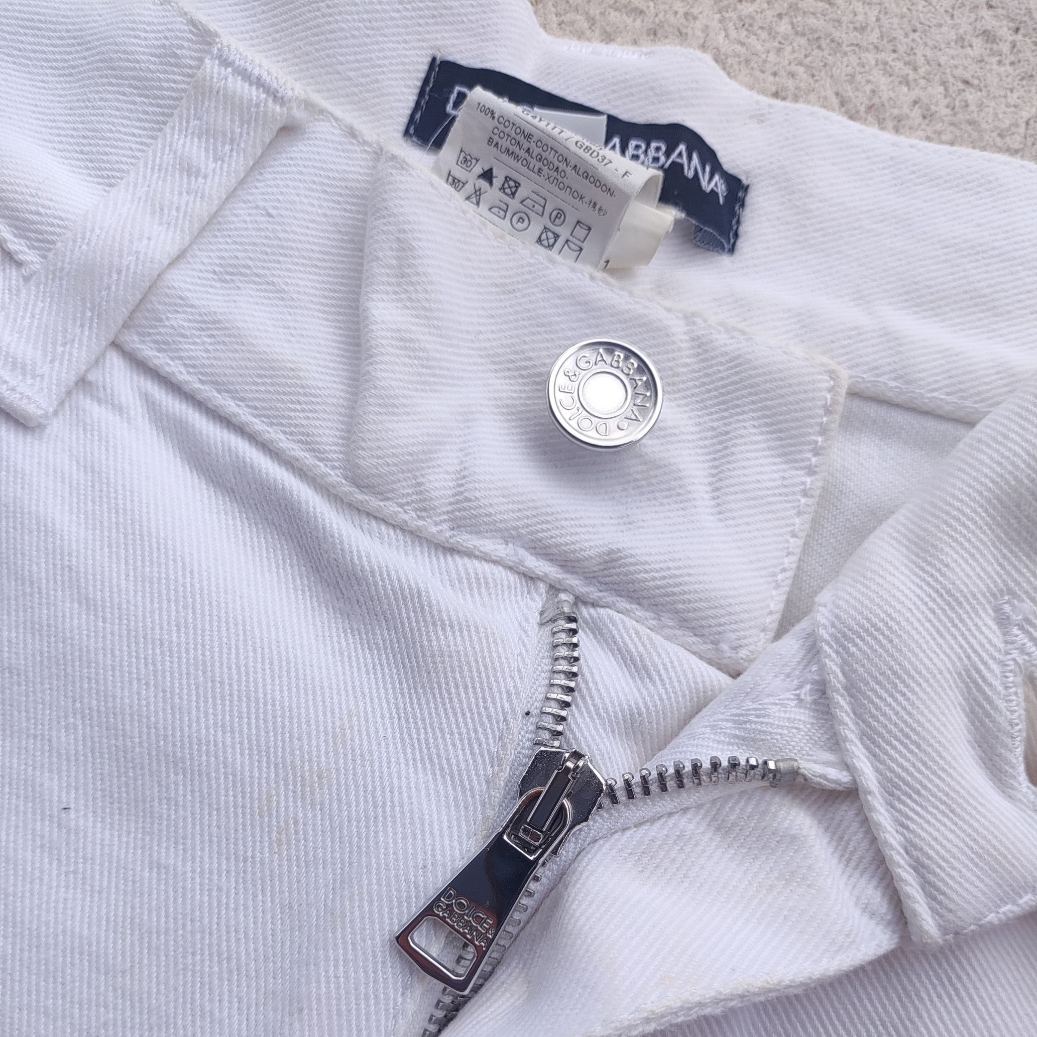 Dolce & Gabbana D&G Logo Plaque Distressed White Jeans Size US 30 / EU 46 - 6 Thumbnail
