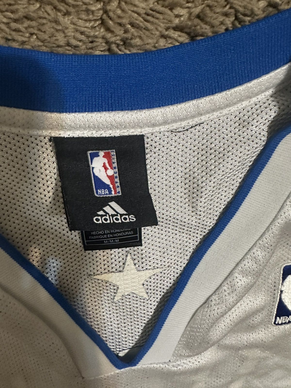 NBA Vintage NBA Adidas Dallas Mavericks jersey 00s size medium Size US M / EU 48-50 / 2 - 4 Thumbnail