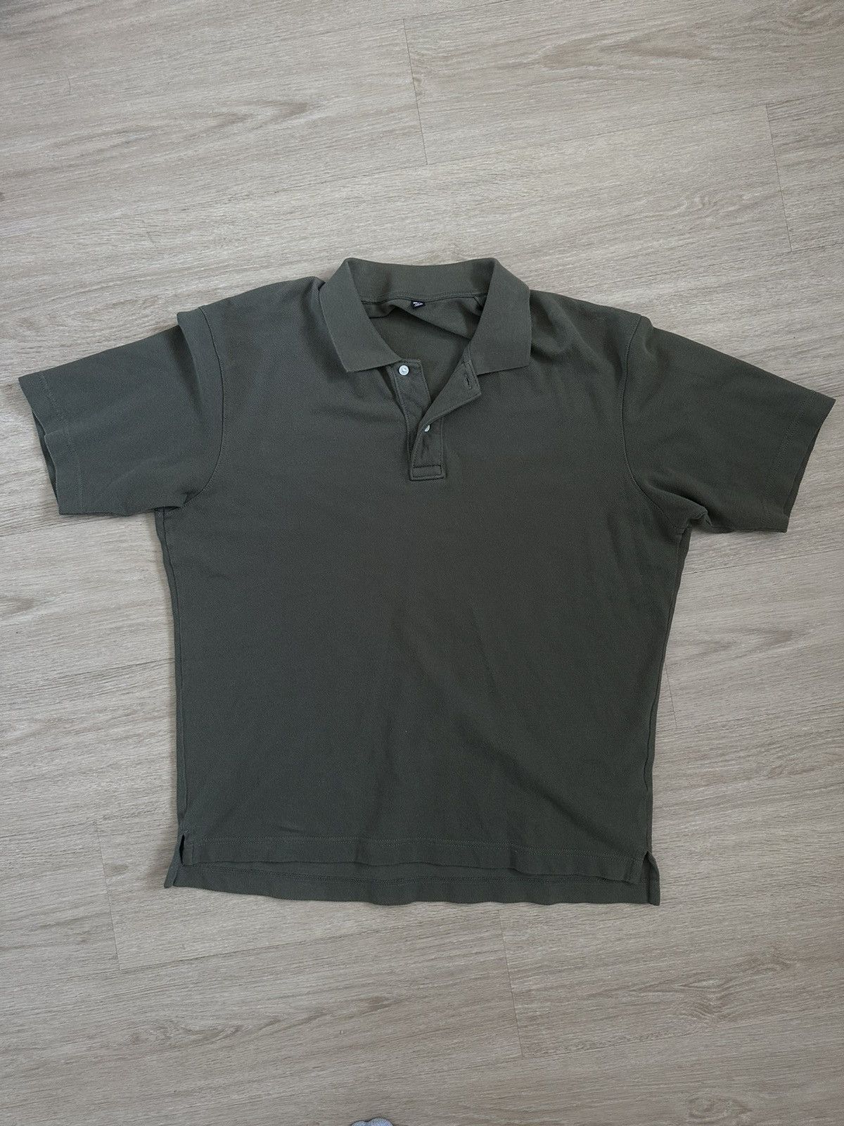 Uniqlo Uniqlo Polo Size US L / EU 52-54 / 3 - 1 Thumbnail